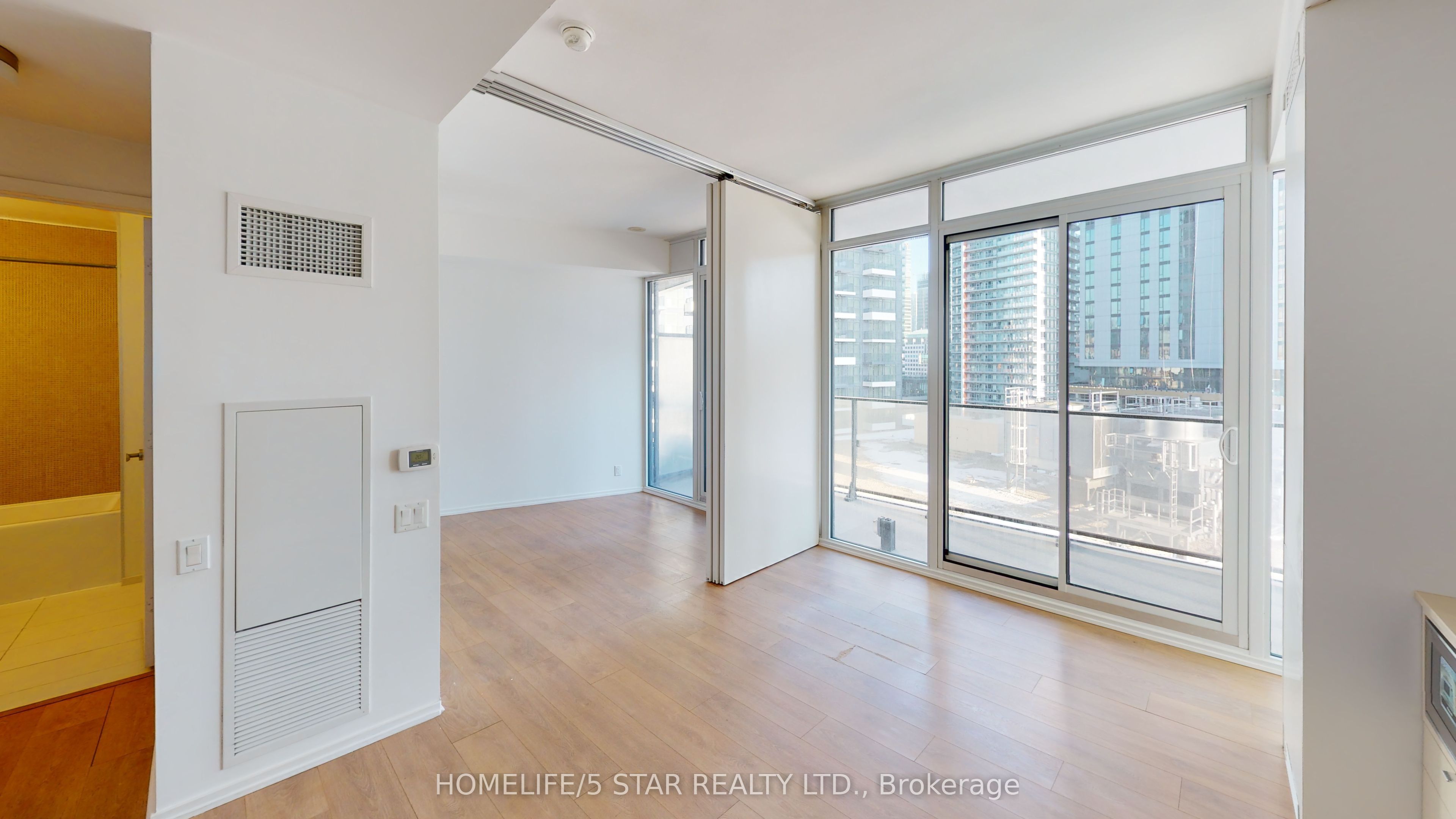 Additional image 6 of 1212-125 Peter Street, Toronto, ON, M5V 0M2