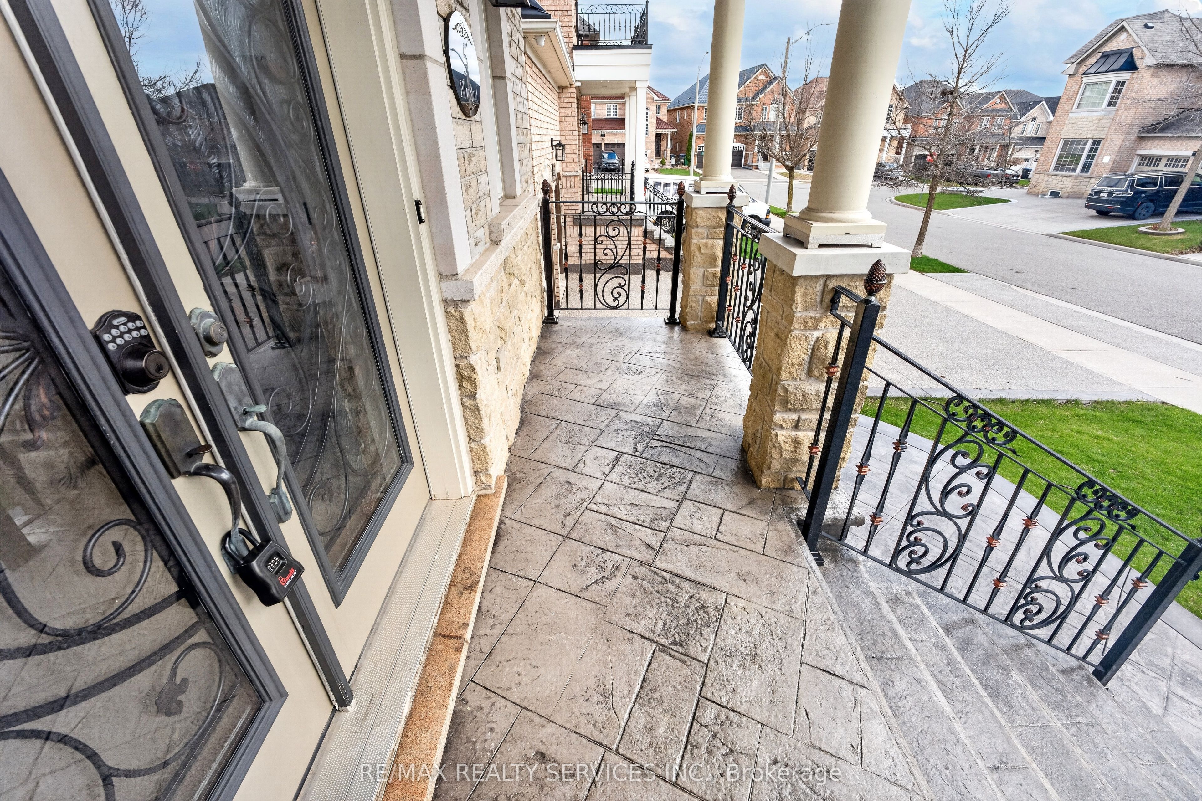 Additional image 4 of 5 Pillar Road, Brampton, ON, L6Y 0N9