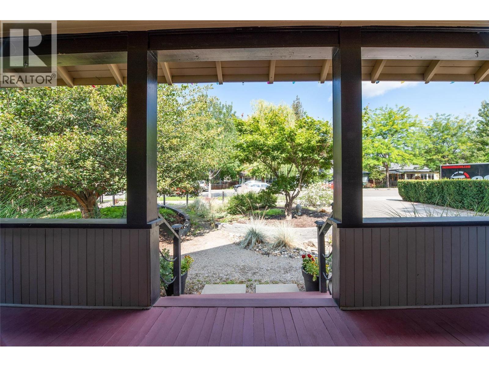 Additional image 3 of 815 Lawrence Avenue, Kelowna, BC, V1Y6M1