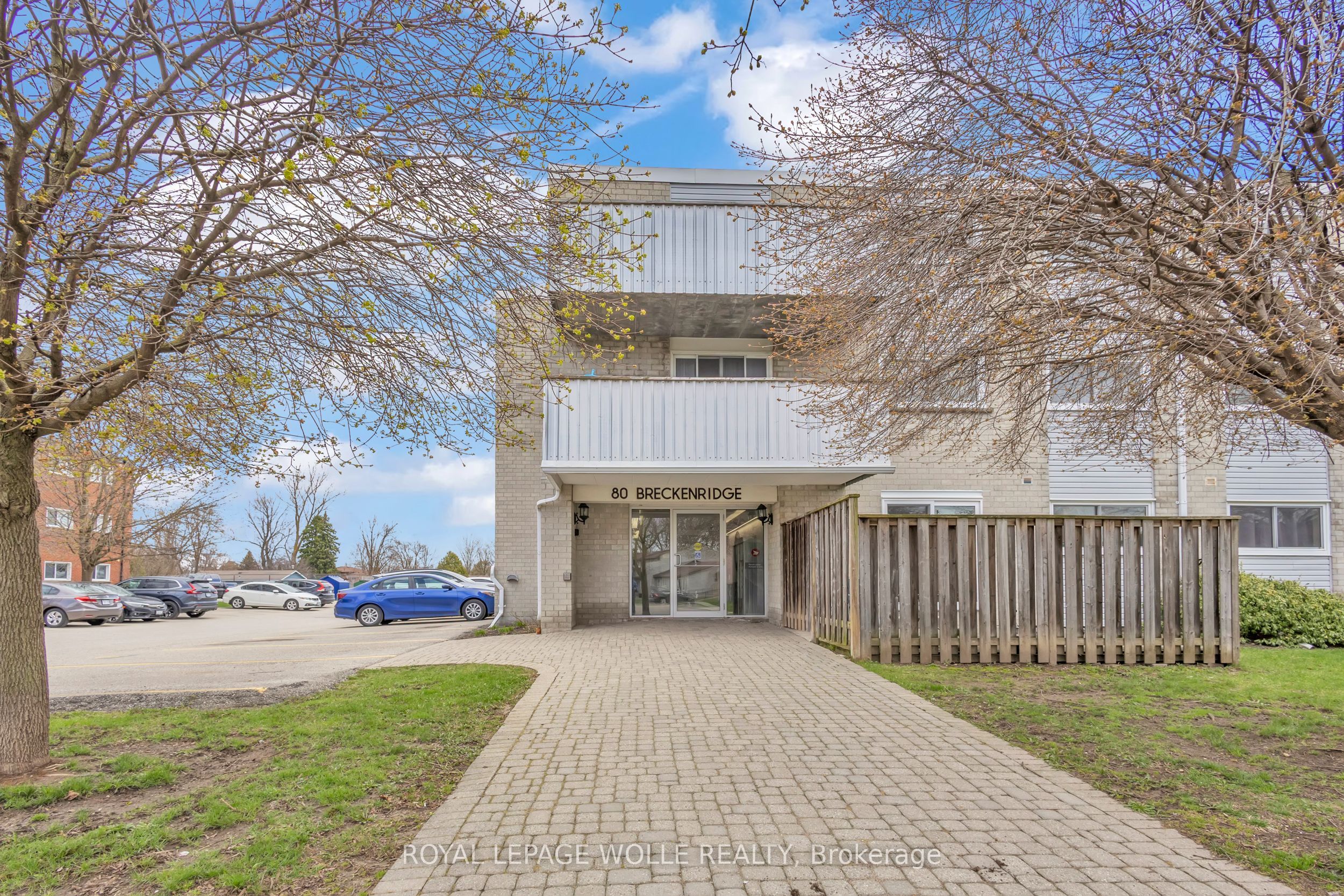 Additional image 2 of 107-80 Breckenridge Drive, Kitchener, ON, N2B 2N9