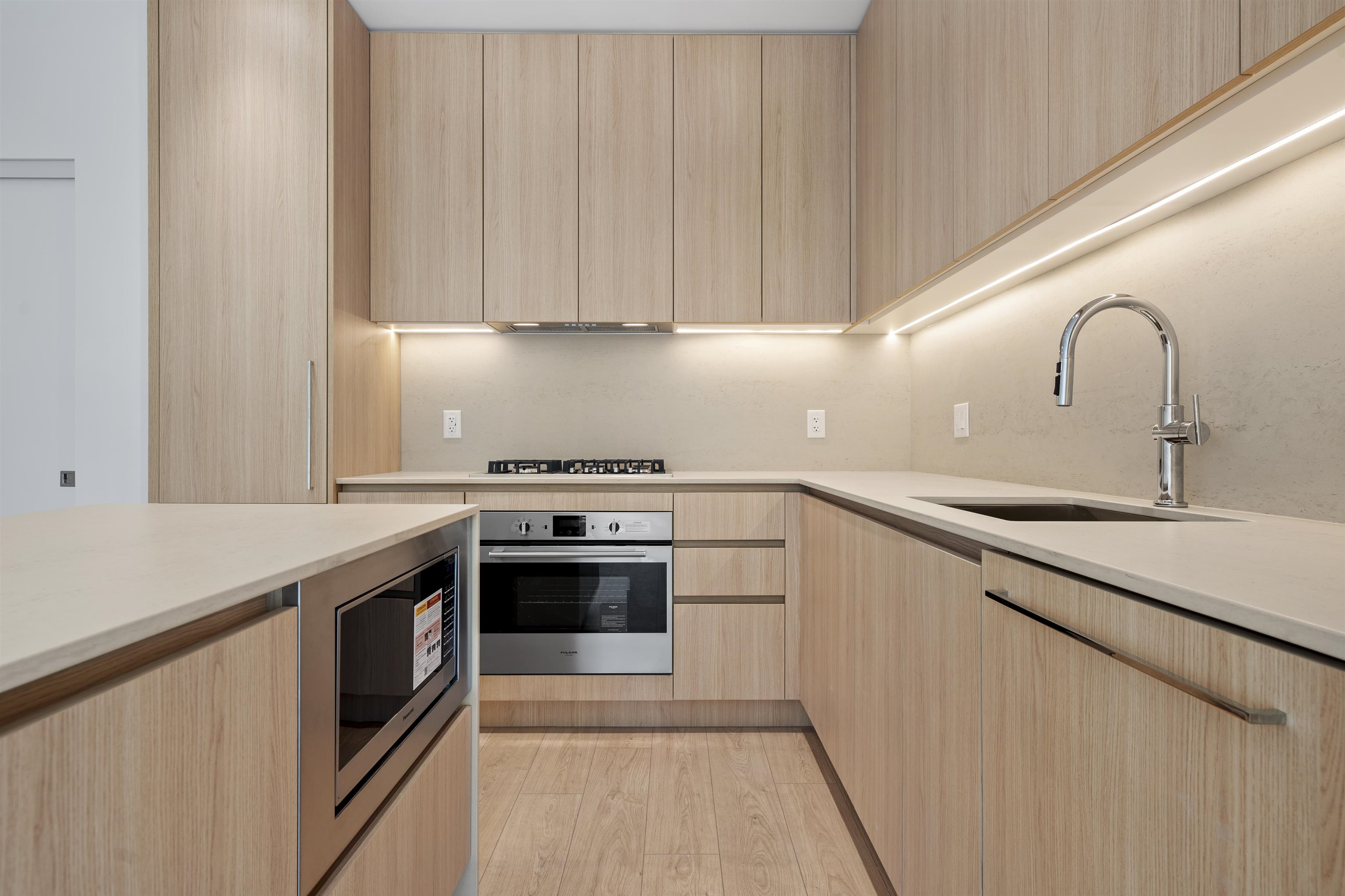Additional image 6 of 2405 Grandview Highway N, Vancouver, BC, V5N 2B3