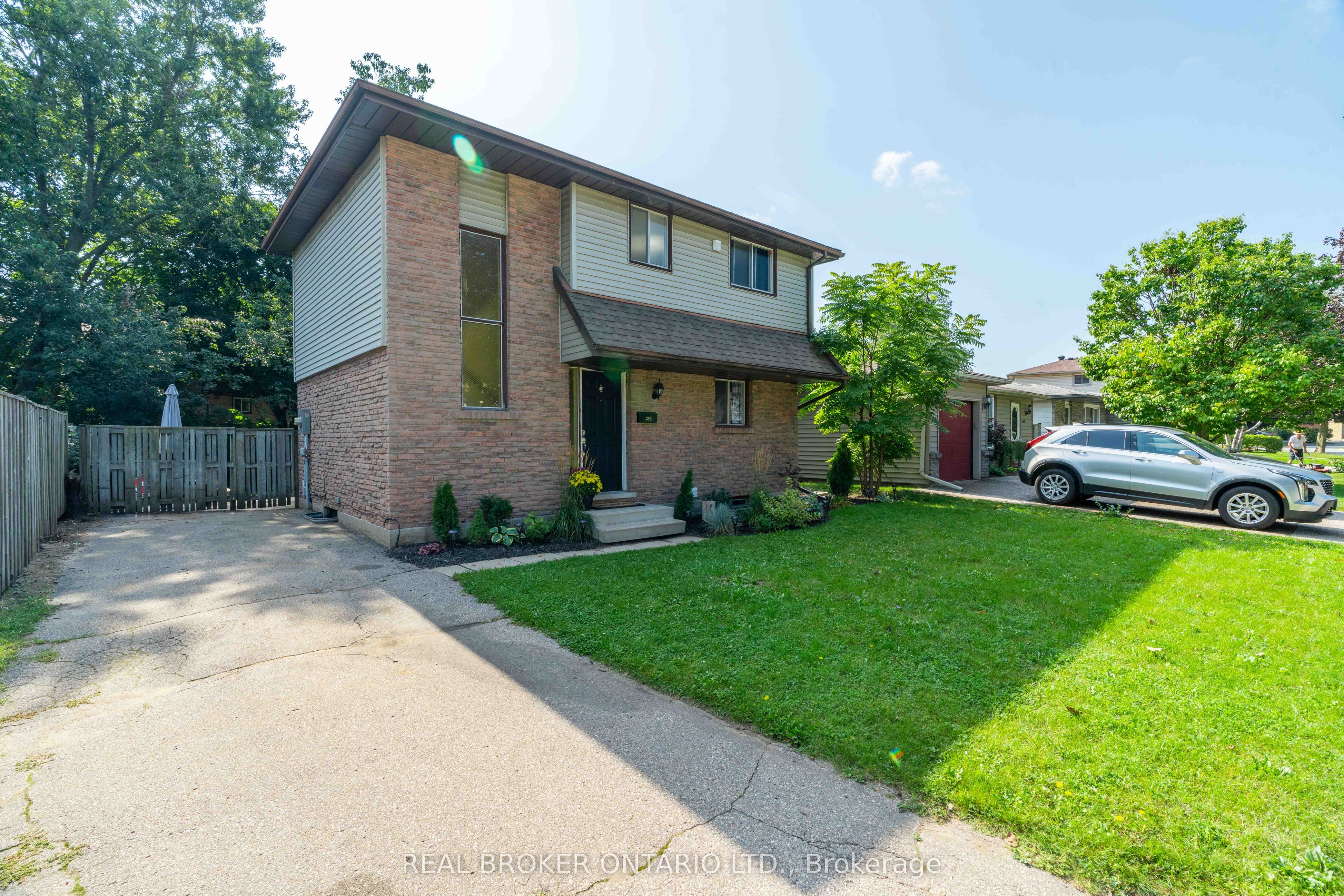Additional image 5 of 232 Cedarwoods Crescent, Kitchener, ON, N2C 2J8