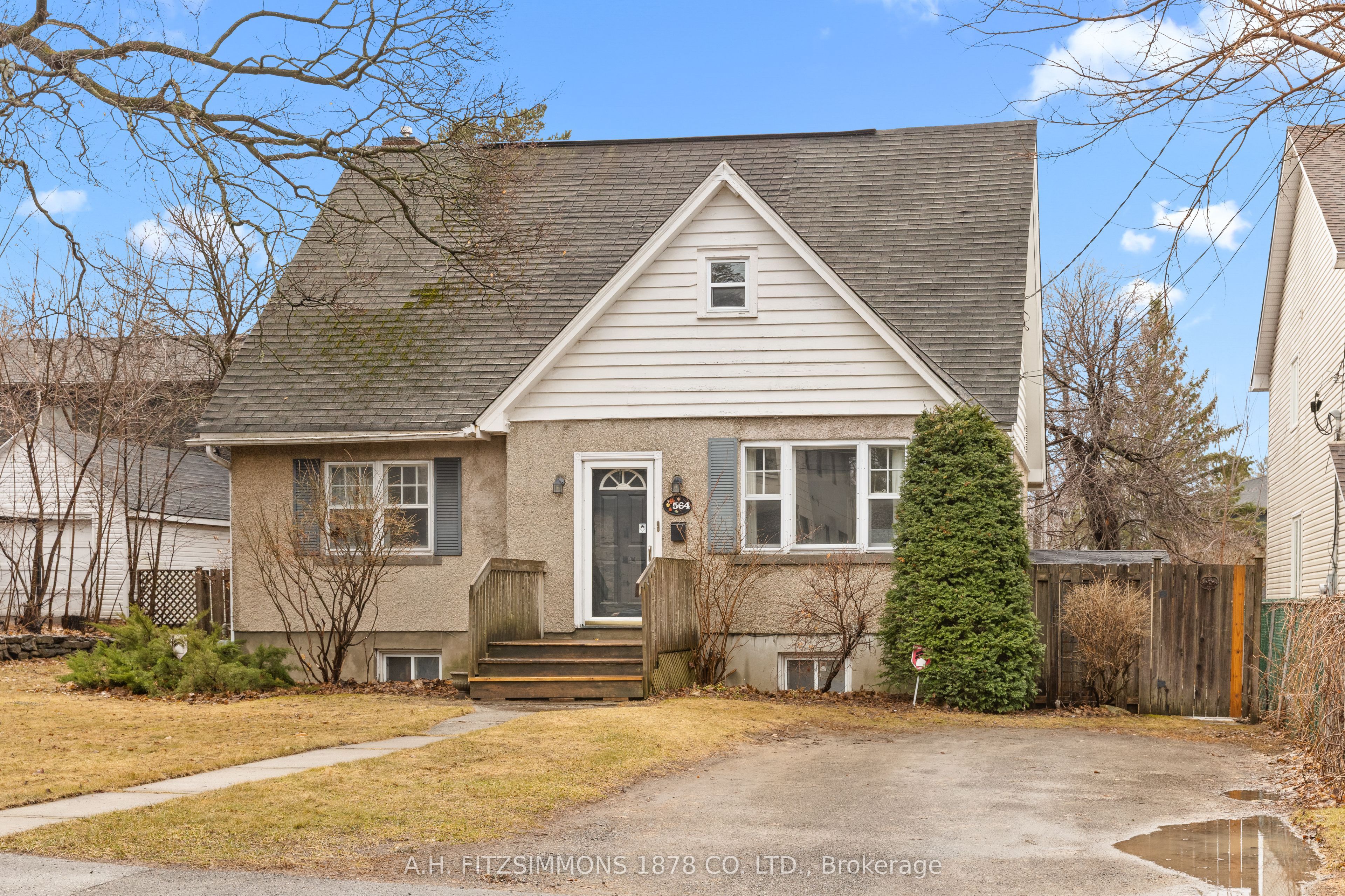 Additional image 3 of 564 Tweedsmuir Avenue, Ottawa, ON, K1Z 5P2