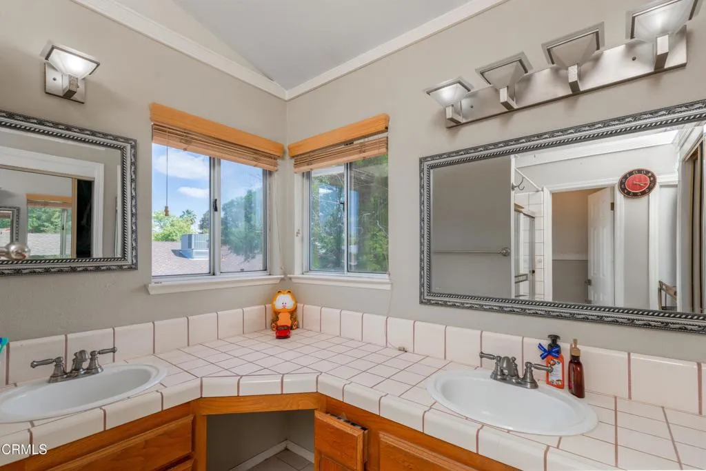 Additional image 19 of 3700 Tracey Court, Bakersfield, CA 93311