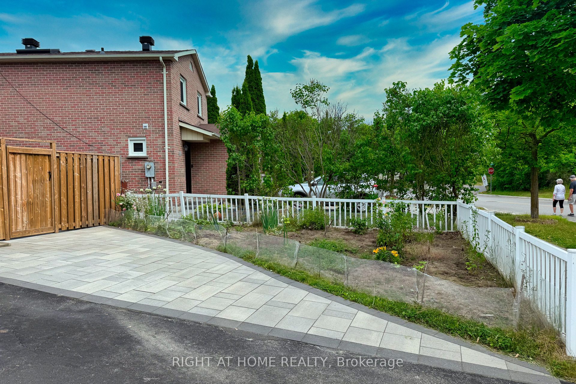 Additional image 4 of 88 Sunshine Drive, Richmond Hill, ON, L4C 8H2