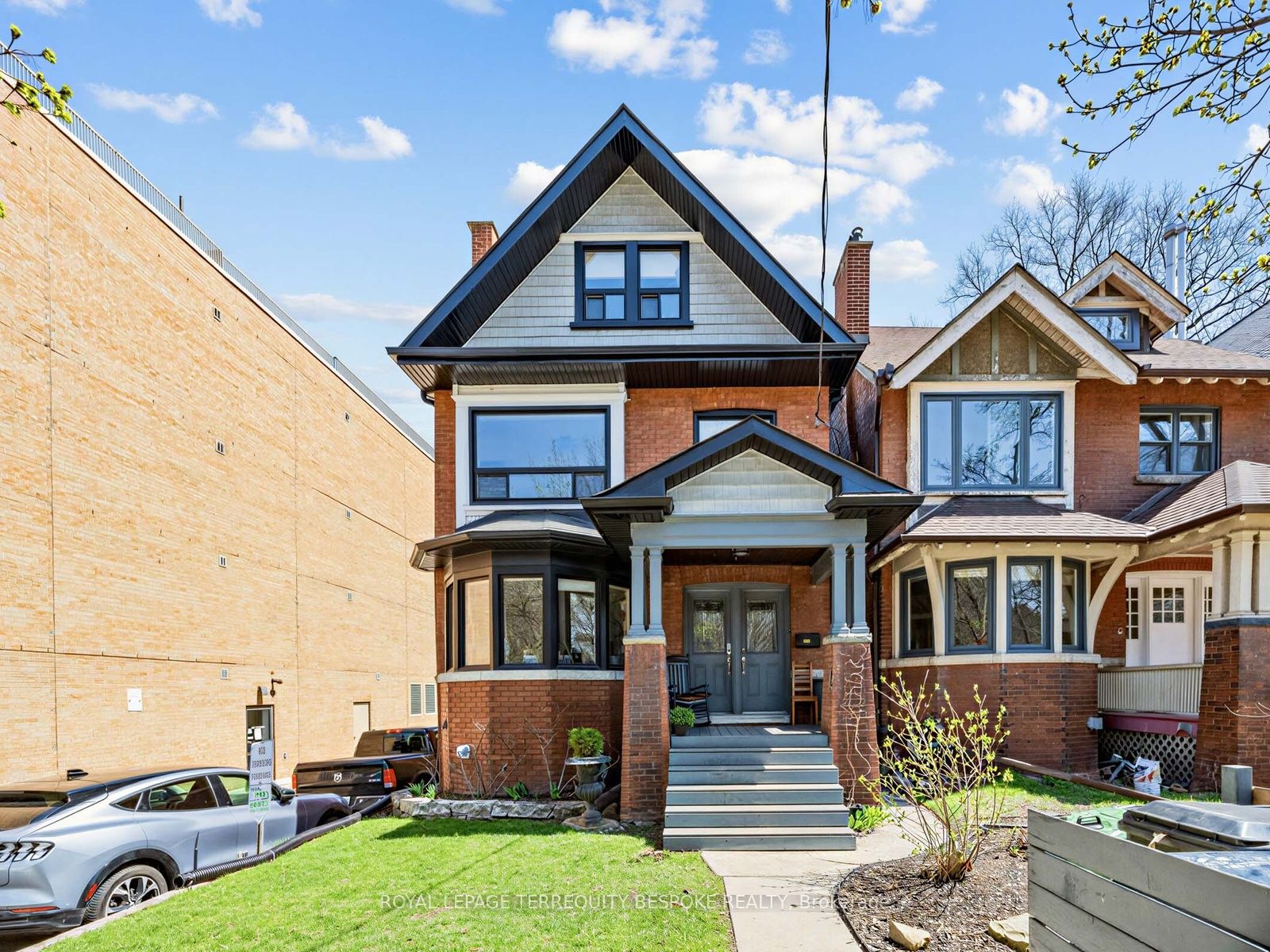 Additional image 2 of 505 Parkside Drive, Toronto, ON, M6R 2Z9