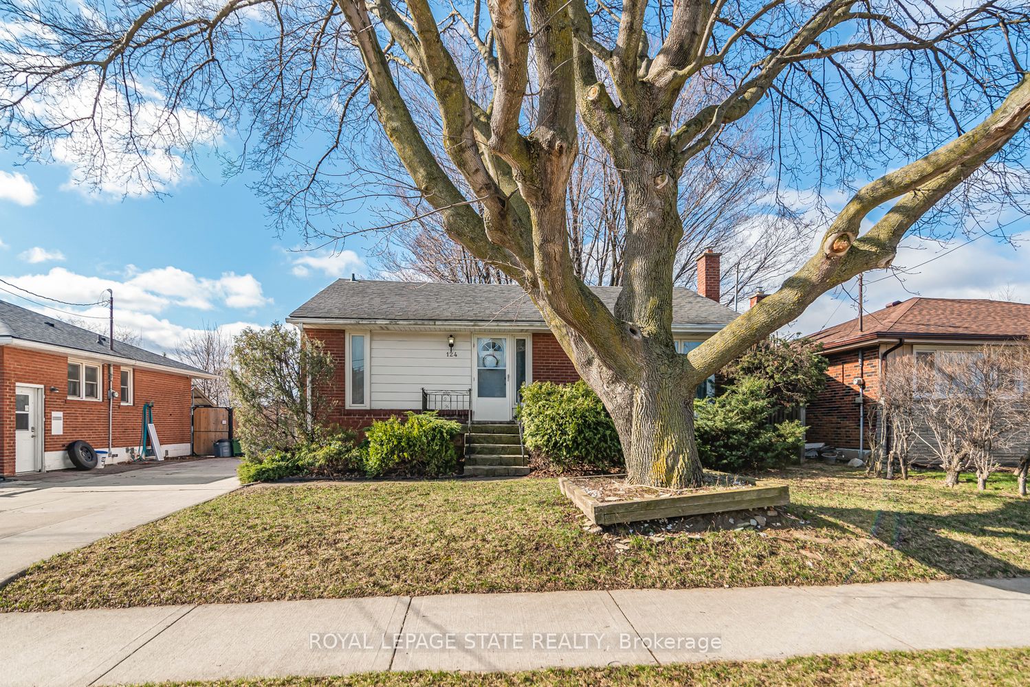 124 Broker Drive, Hamilton, ON, L8T 2B8