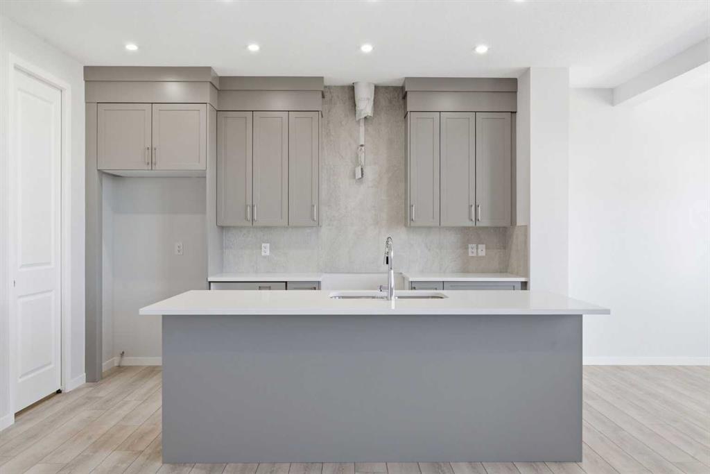 Additional image 2 of 623 Buffaloberry Manor SE, Calgary, AB, T3M 3Z2