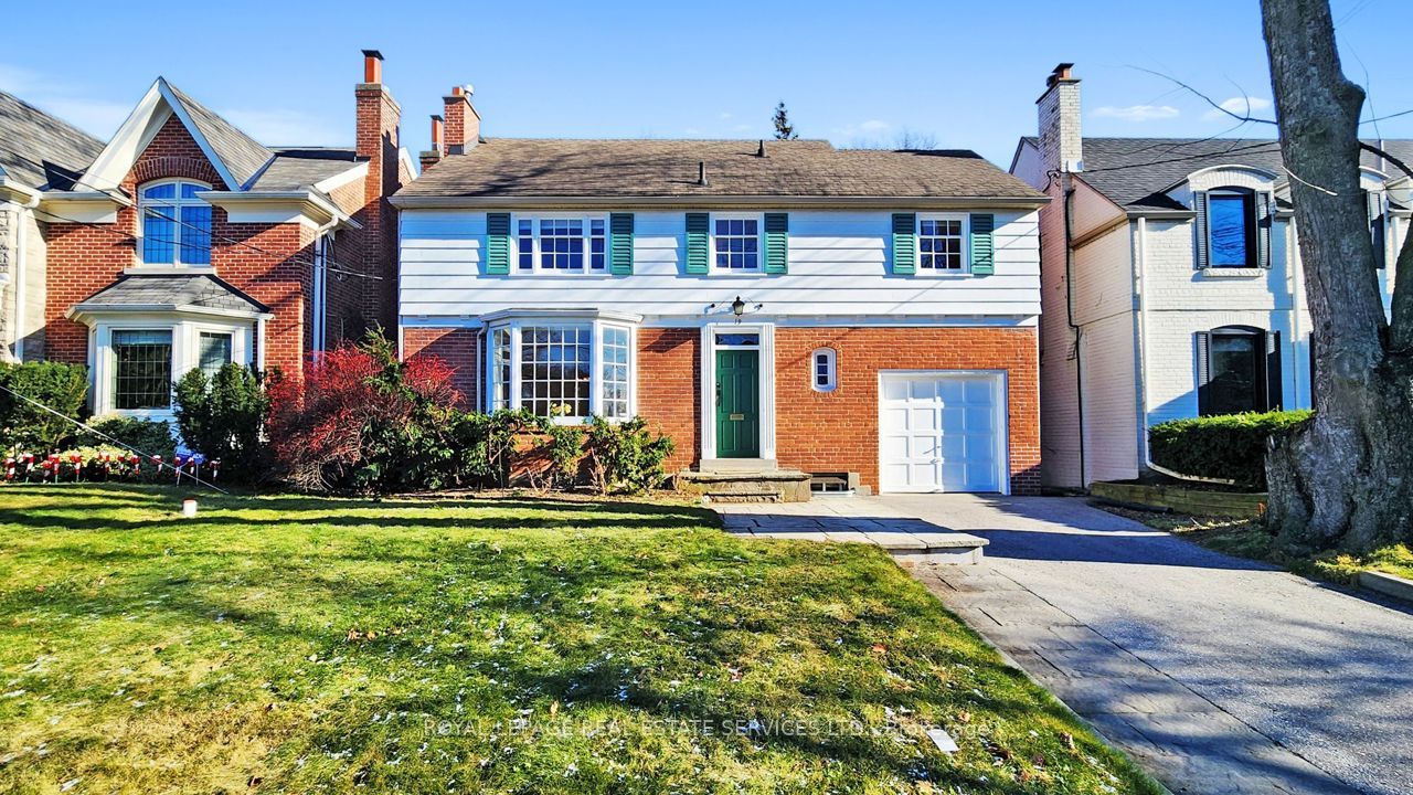 19 Strathgowan Crescent, Toronto, ON, M4N 2Z6