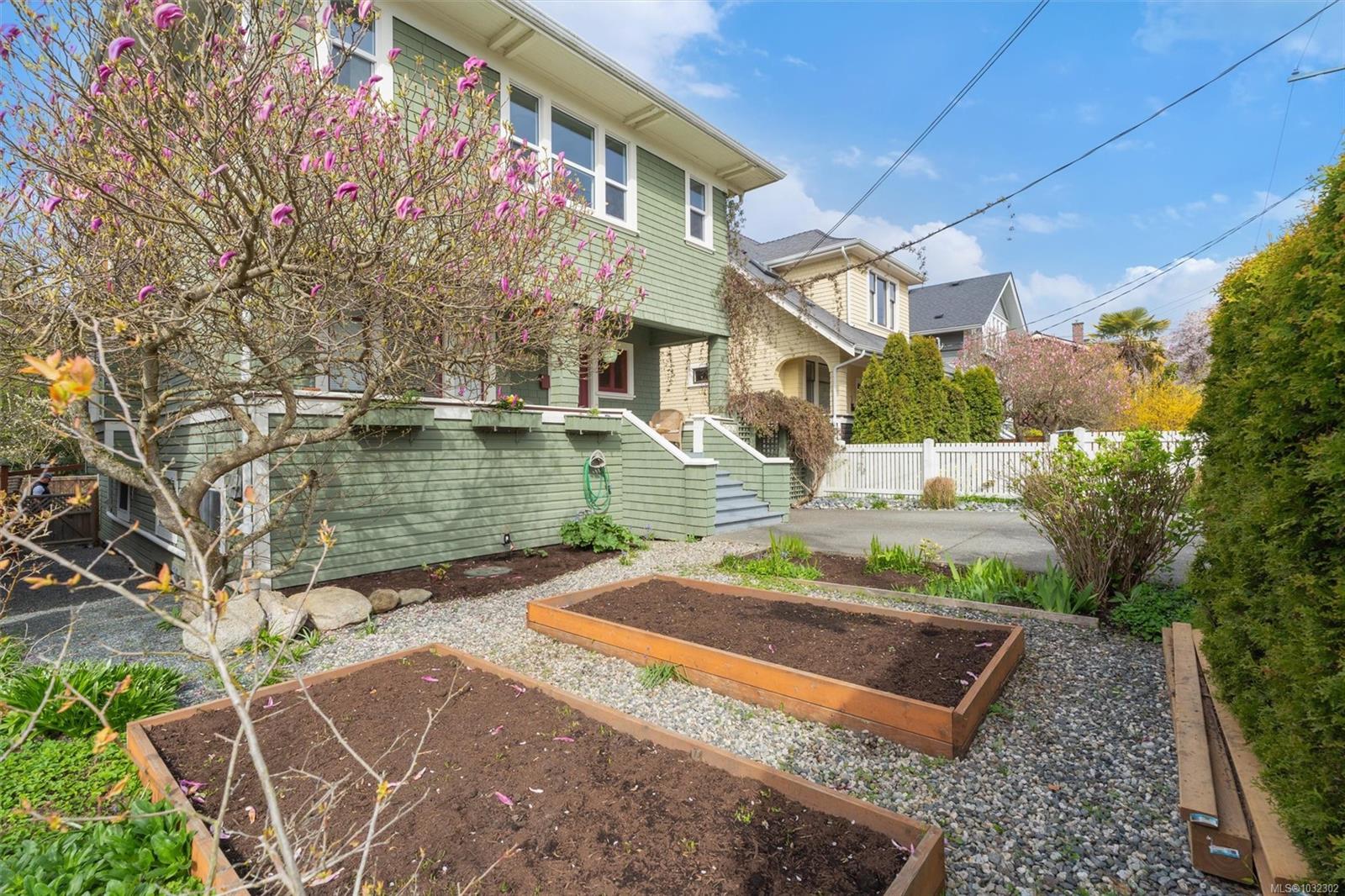 Additional image 5 of 320 Moss Street, Victoria, BC, V8V 4M9