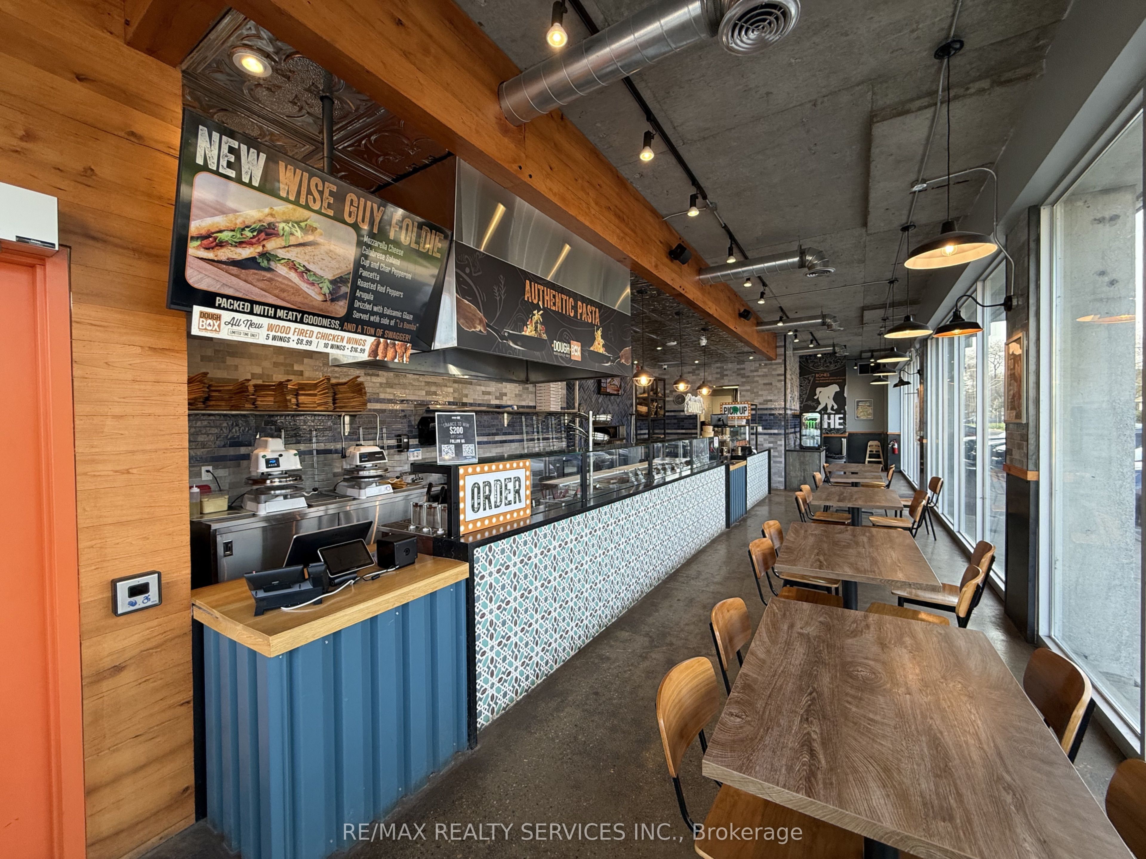 Additional image 5 of 230 Lakeshore Road E, Mississauga, ON, L5G 1G7