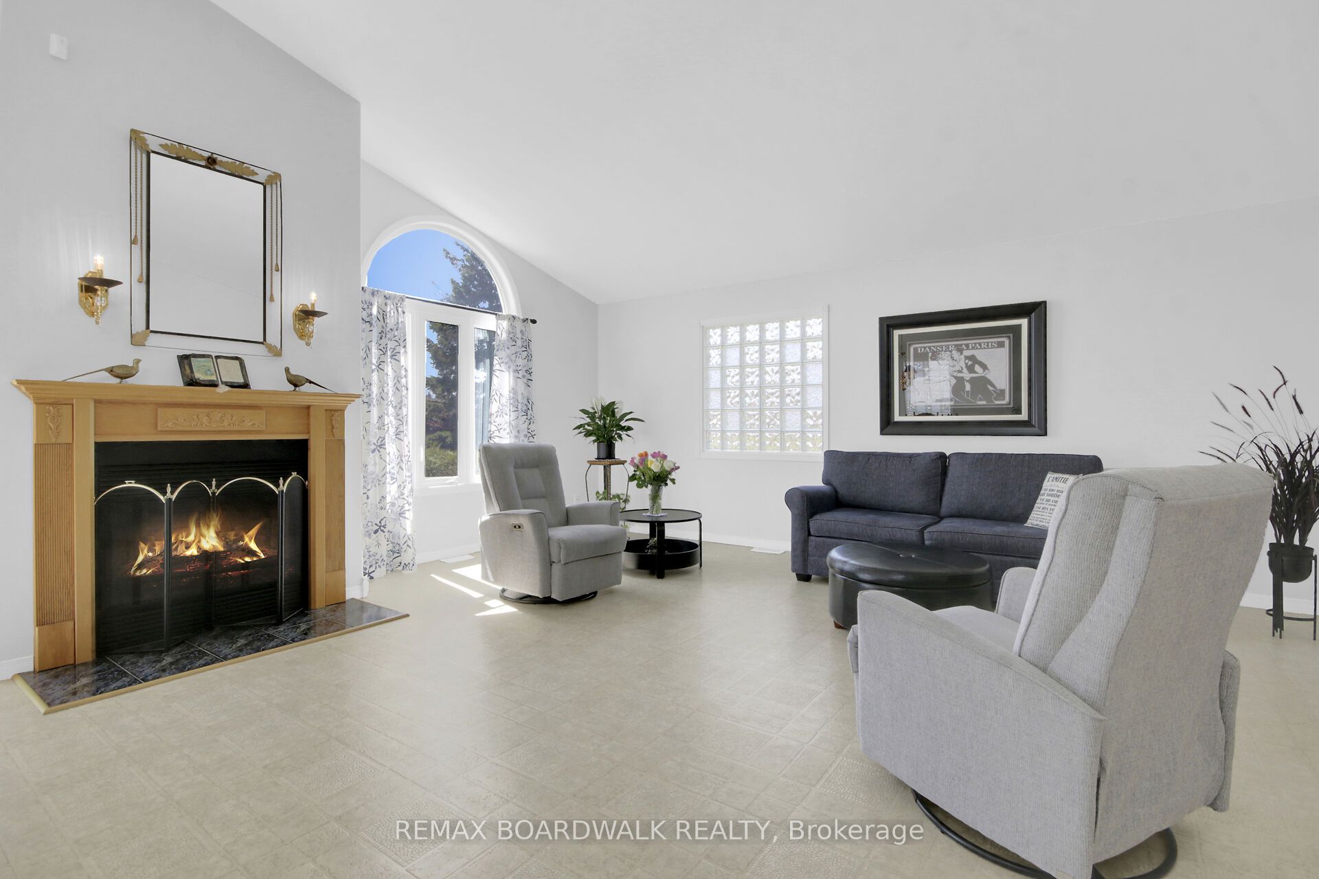 Additional image 4 of 6658 Benoit Street, Ottawa, ON, K1C 1J6