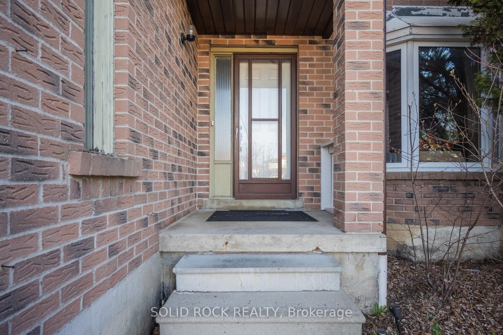 Additional image 3 of 1335 Quinpool Court, Mississauga, ON, L5C 4J3
