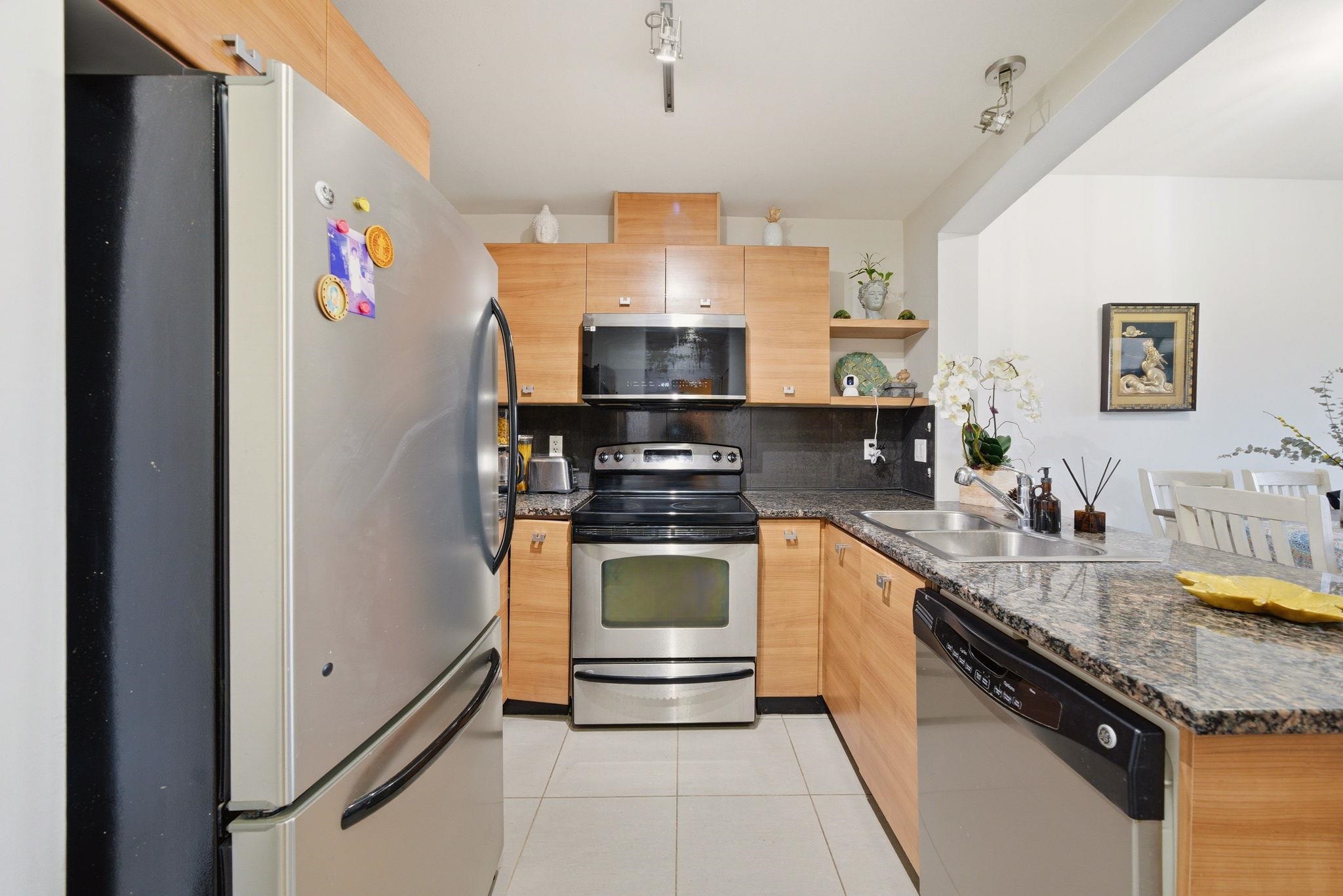 Additional image 6 of 315-6688 120 Street, Surrey, BC, V3W 1T8