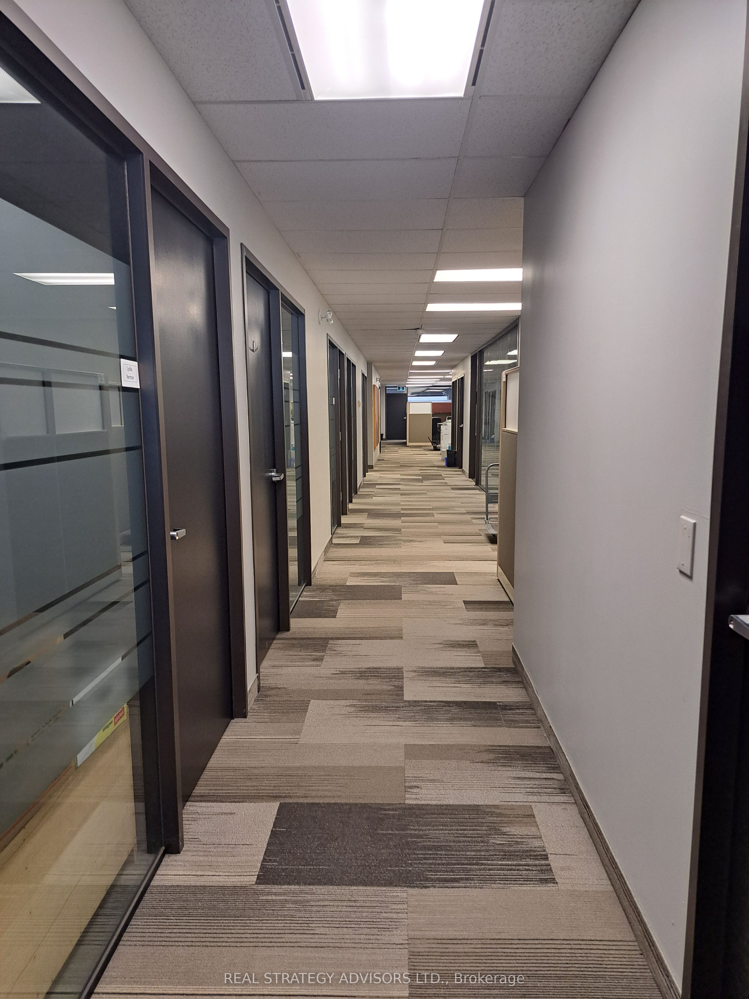 Additional image 4 of 1680-1688 Woodward Drive, Ottawa, ON, K2C 3R8
