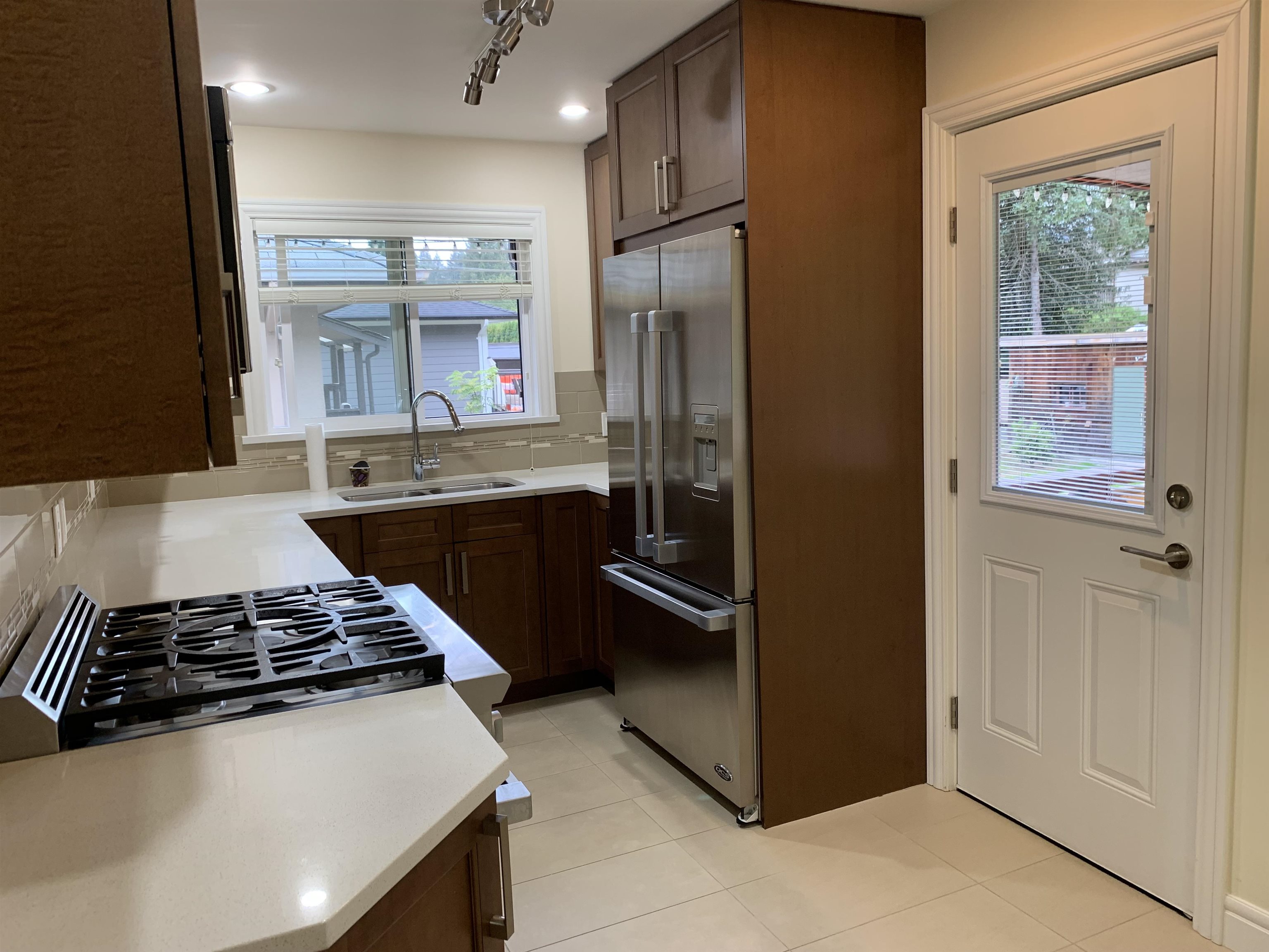 Additional image 4 of 552 22nd Street W, North Vancouver, BC, V7M 2A5