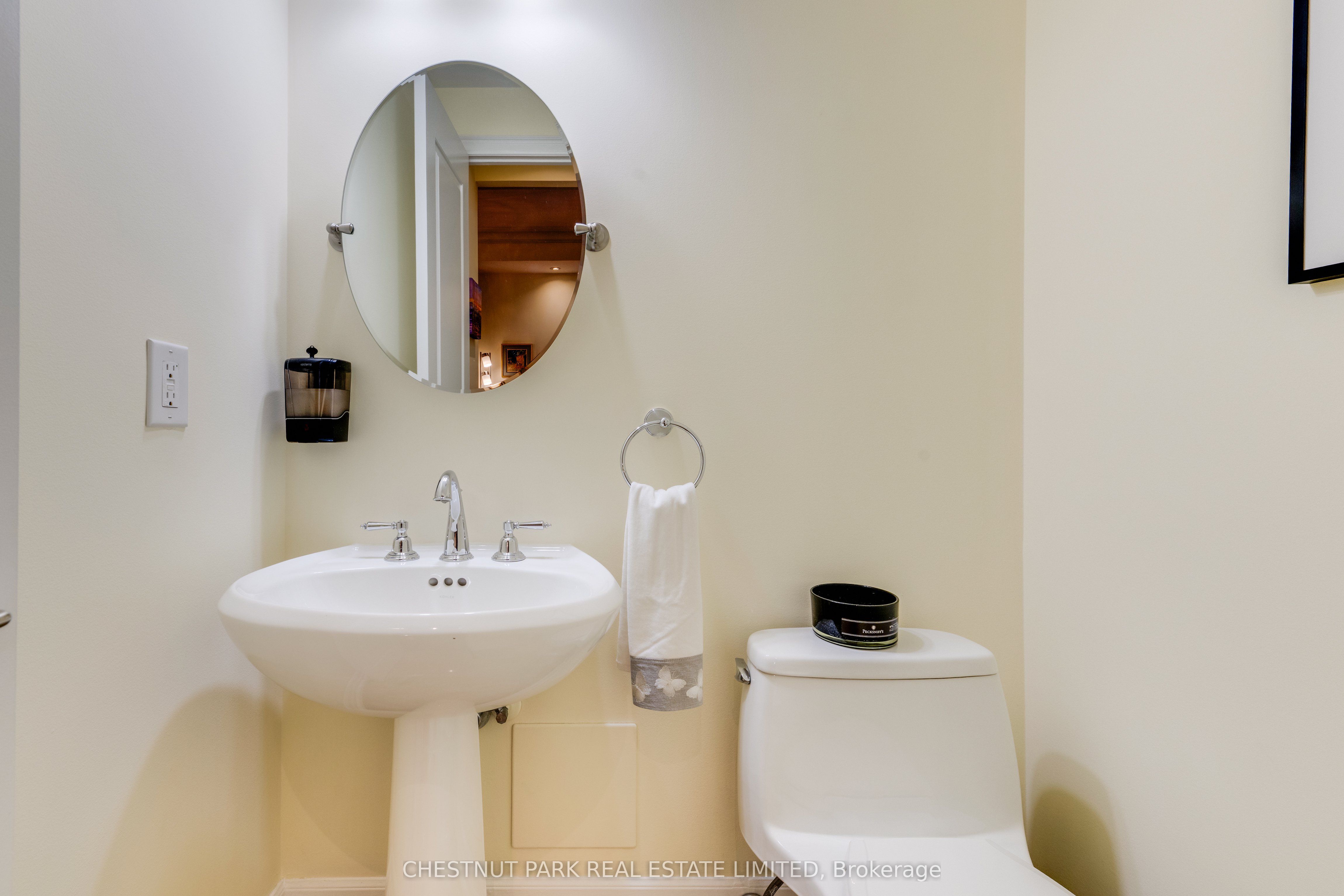 Additional image 5 of TH20-21 Burkebrook Place, Toronto, ON, M4G 0A2