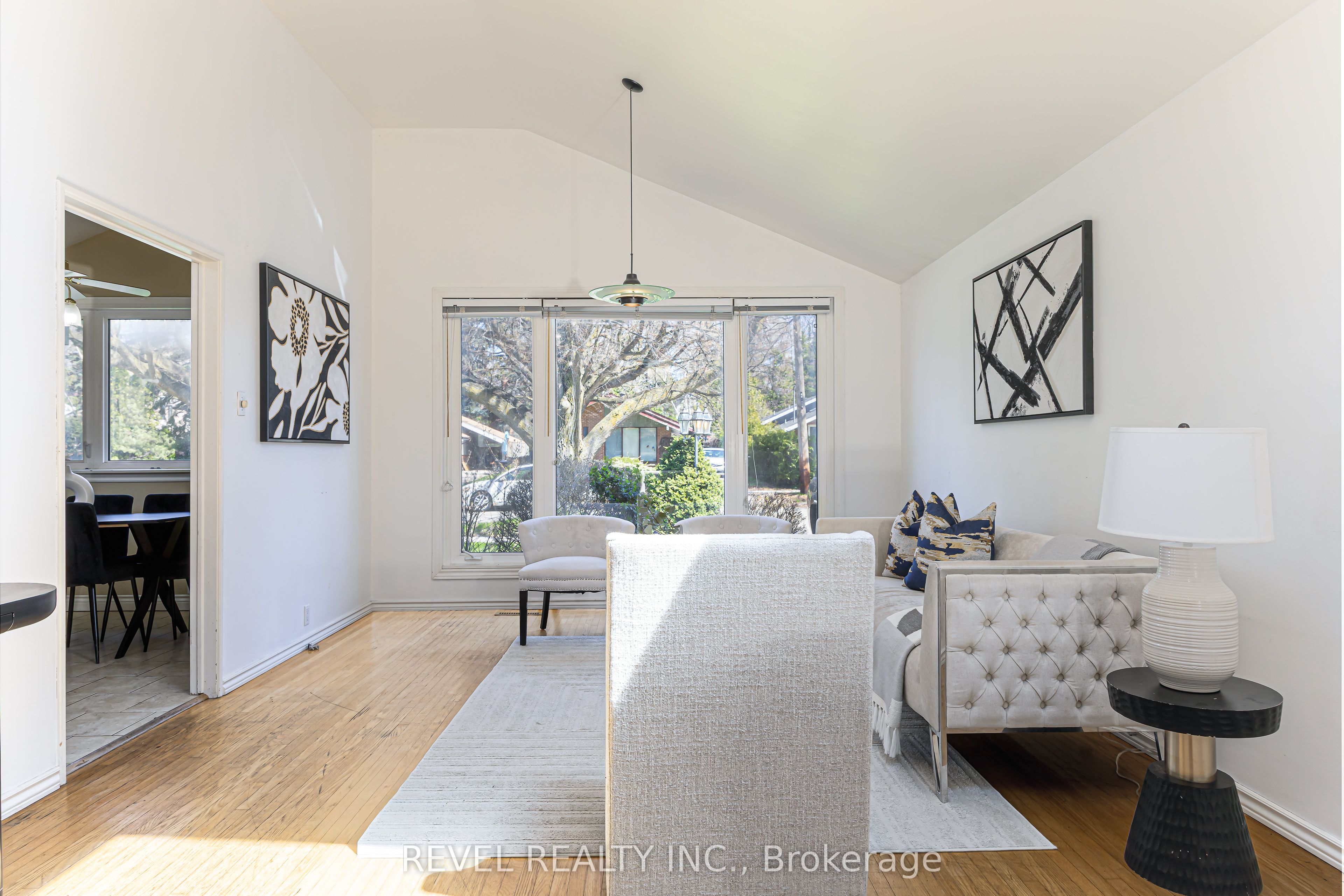 Additional image 5 of 4 Oakley Boulevard, Toronto, ON, M1P 3P2