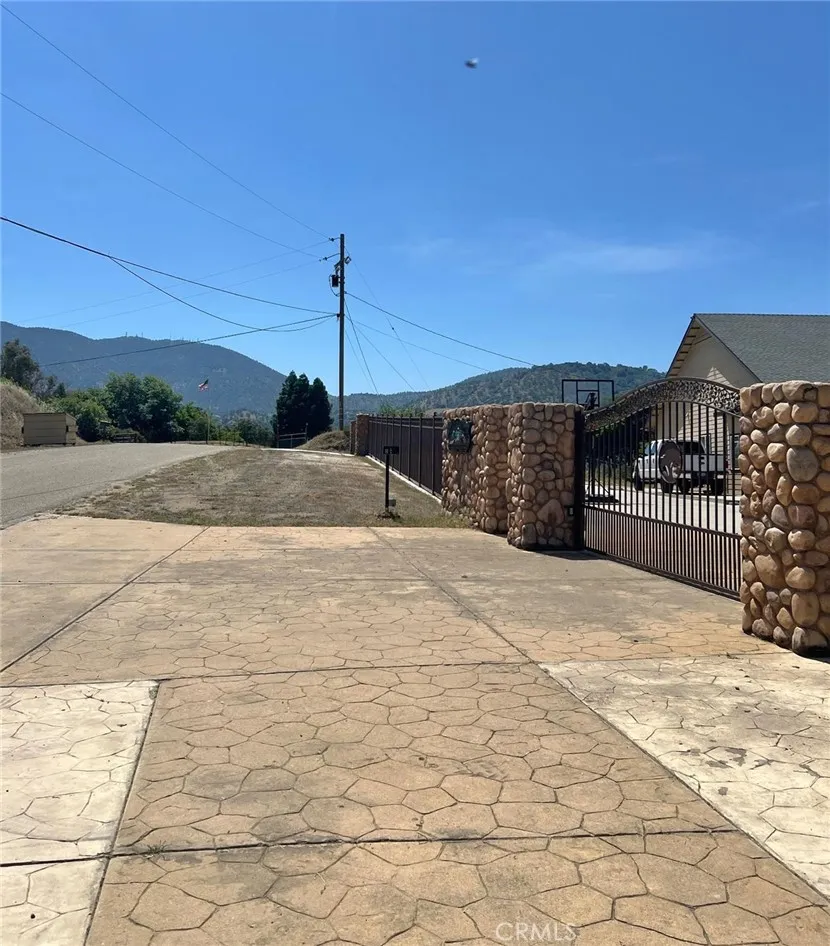 Additional image 126 of 7197 Perlman Dr, Sanger, CA 93657