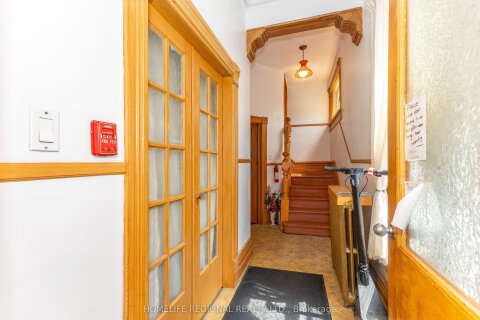 Additional image 8 of 237 Roxton Road, Toronto, ON, M6G 3R1