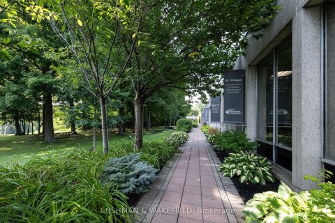 Additional image 8 of 1129 Leslie Street, Toronto, ON, M3C 2K4