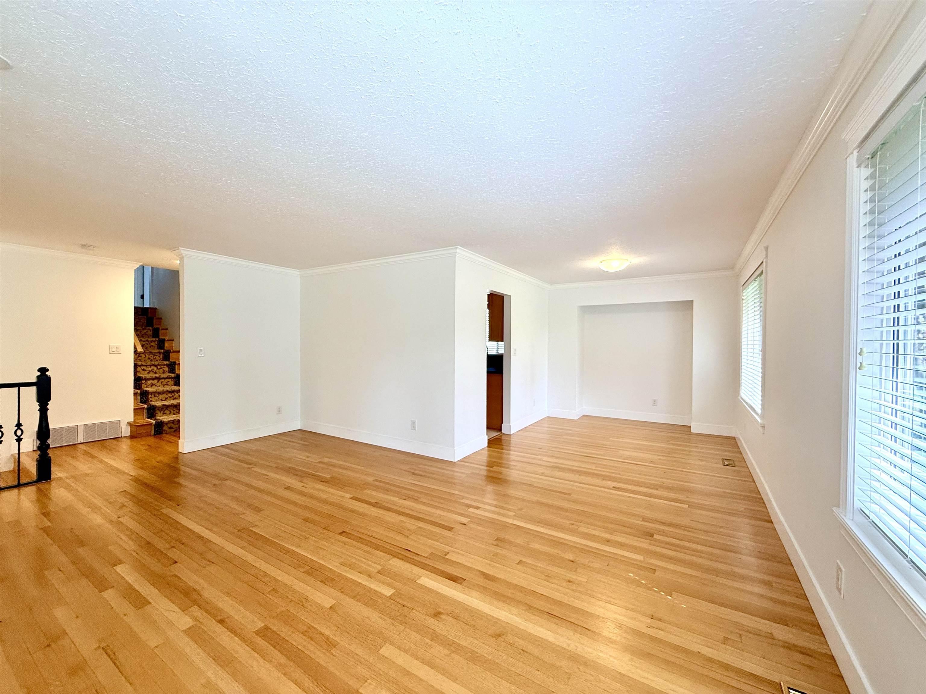 Additional image 6 of 15457 Poplar Drive, Surrey, BC, V4A 5J7