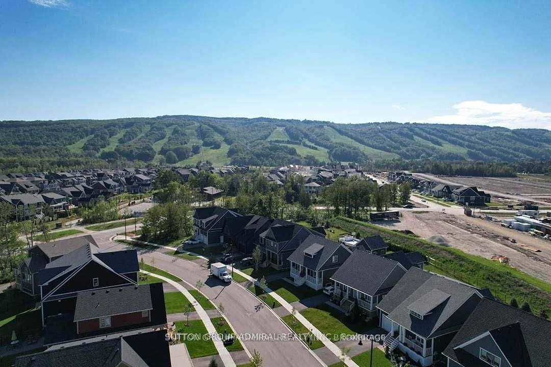 113 Red Pine Street, Blue Mountains, ON, L9Y 0Z3