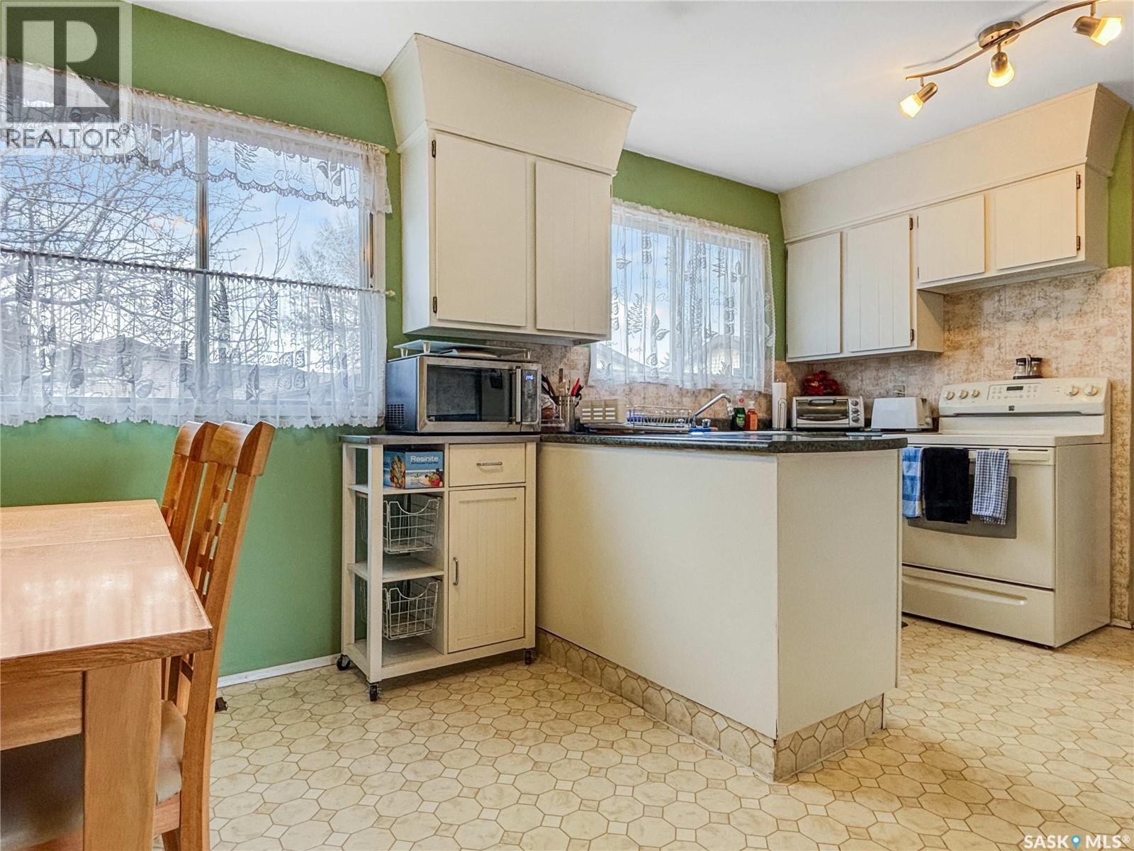 Additional image 5 of 3946 Diefenbaker Drive, Saskatoon, SK, S7L6C6