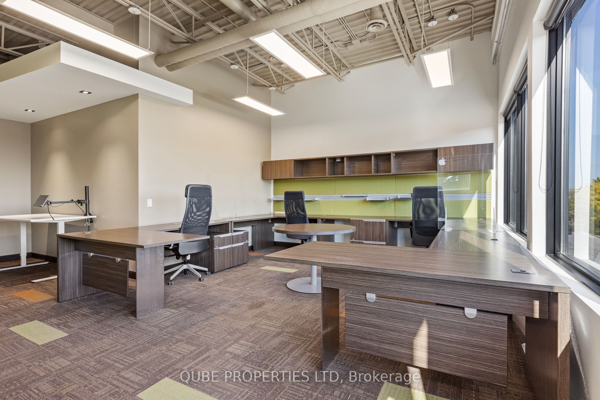 Additional image 4 of 302-306-2310 St Laurent Boulevard, Ottawa, ON, K1G 5H9
