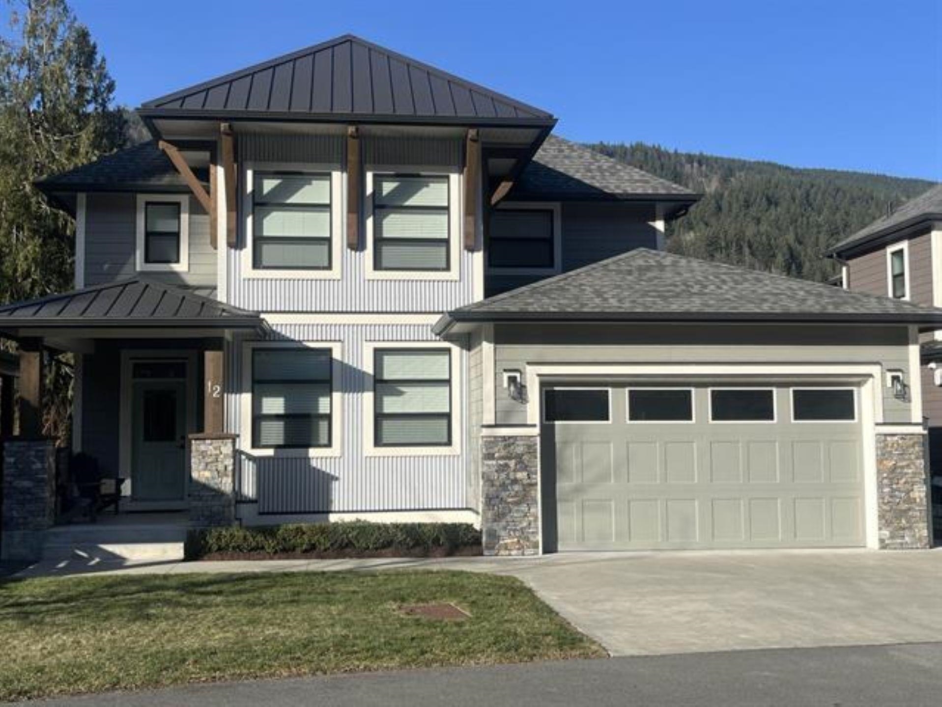 12-1885 Columbia Valley Road, Cultus Lake, BC, V2R 1J8