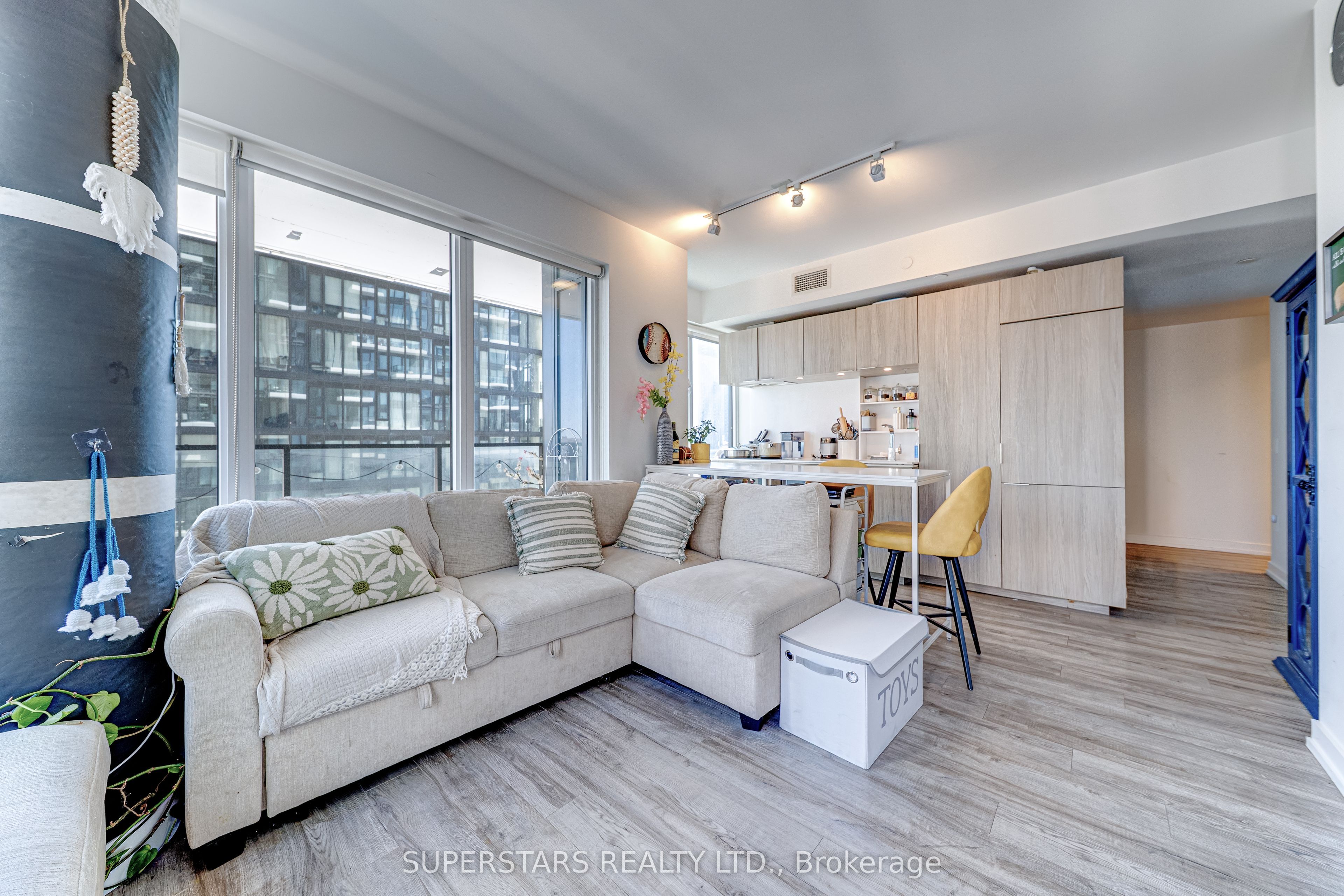 Additional image 6 of 1110-77 Shuter Street, Toronto, ON, M5B 0B8