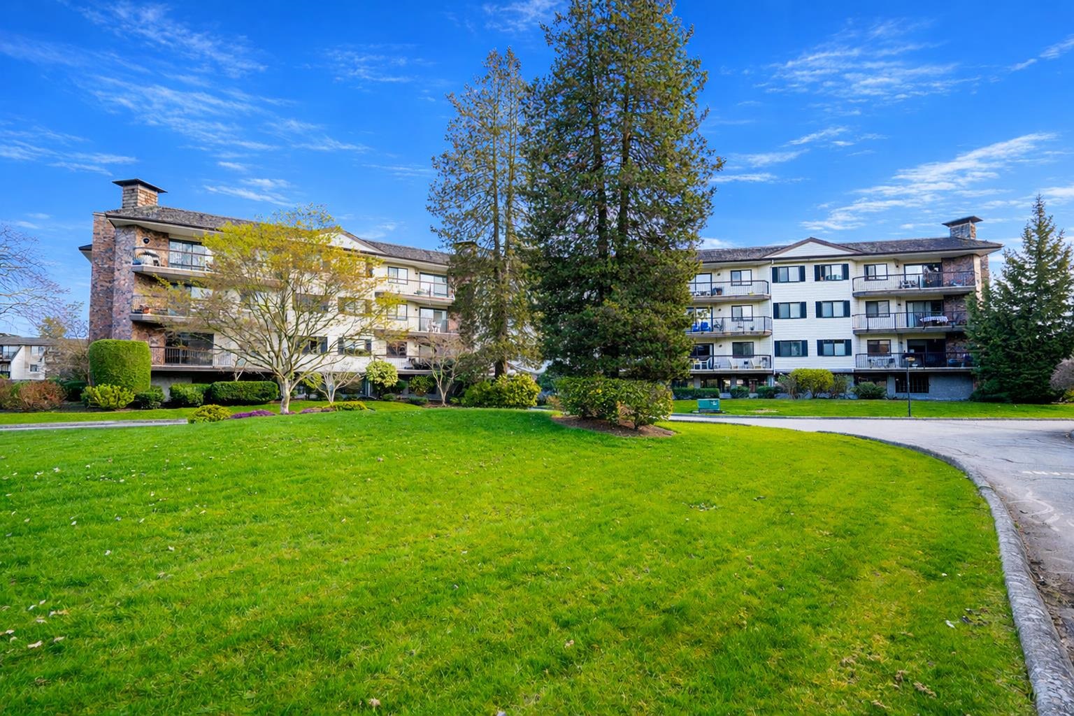 303-10220 Ryan Road, Richmond, BC, V7A 4R1