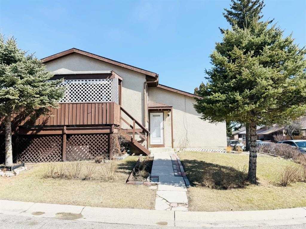 Additional image 2 of 15 Pinecliff Close NE, Calgary, AB, T1Y 4N3