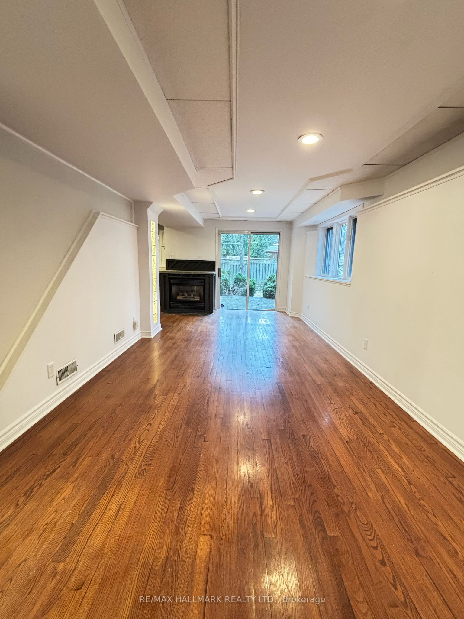 Additional image 4 of BSMNT-410 Clearmeadow Boulevard, Newmarket, ON, L3X 2C7