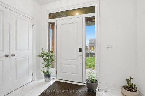 Additional image 8 of MAIN-1049 Kettle Court, Fort Erie, ON, L2A 1H3