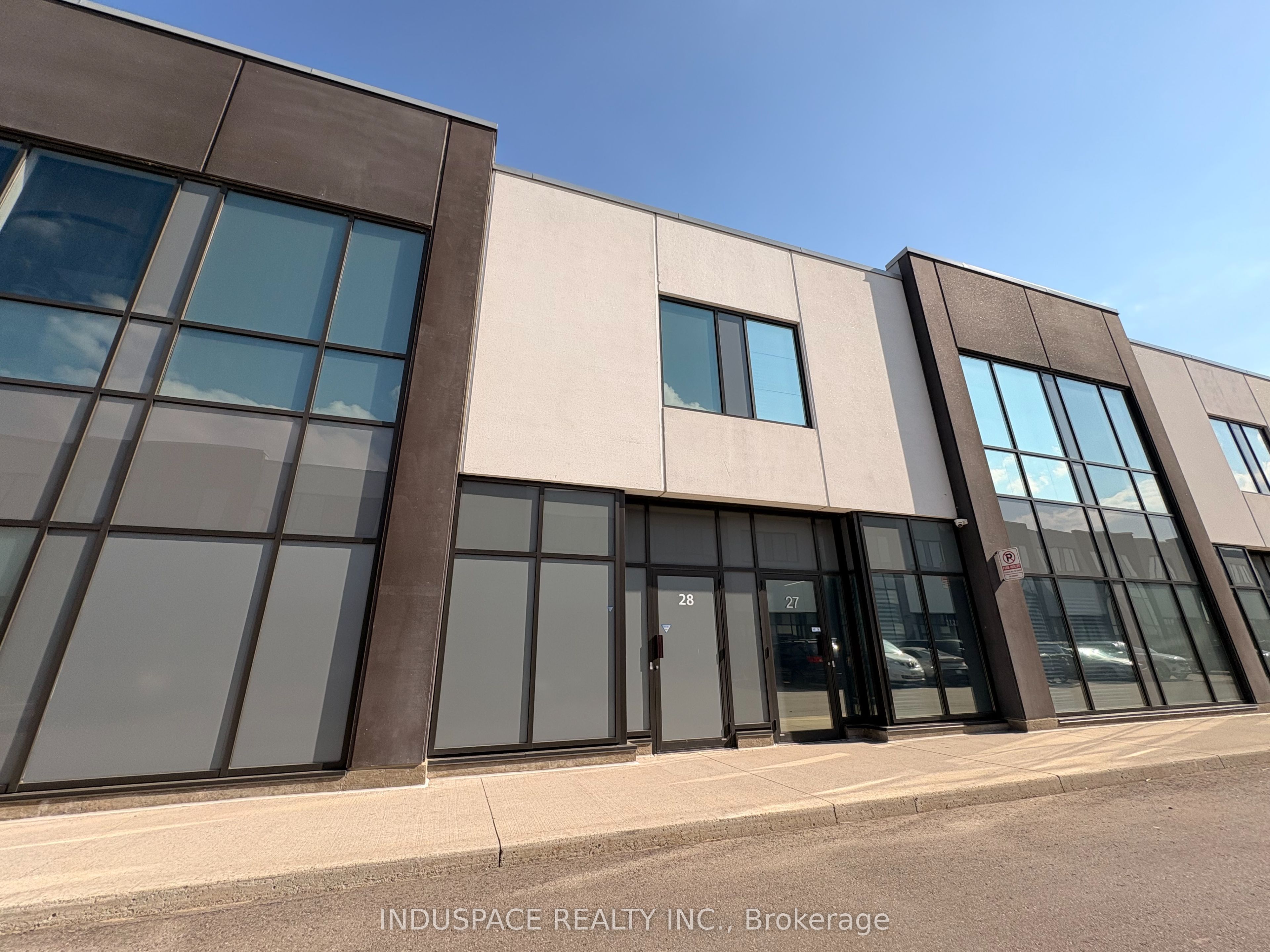 #28-5250 Solar Drive, Mississauga, ON, L4W 5M8