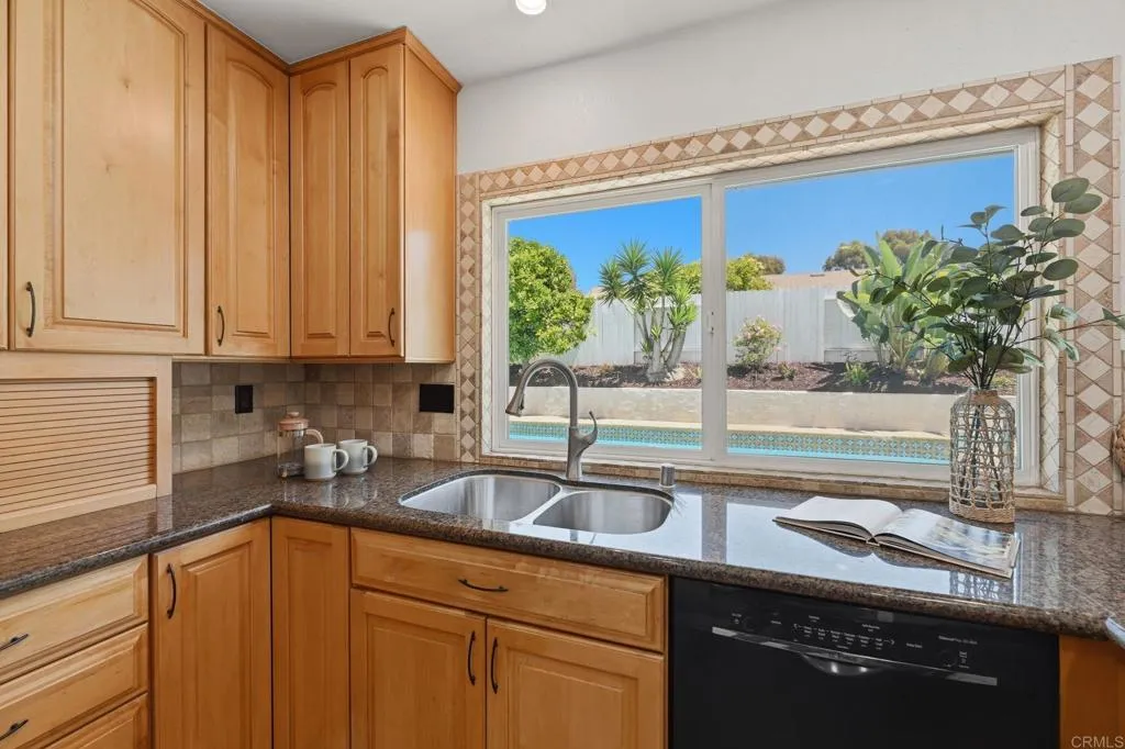 Additional image 81 of 7216 Manzanita Street, Carlsbad, CA 92011