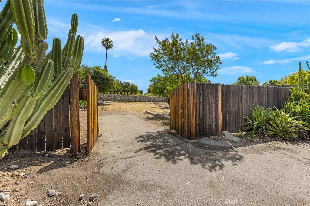 Additional image 54 of 1690 N Mills Ave, Claremont, CA 91711