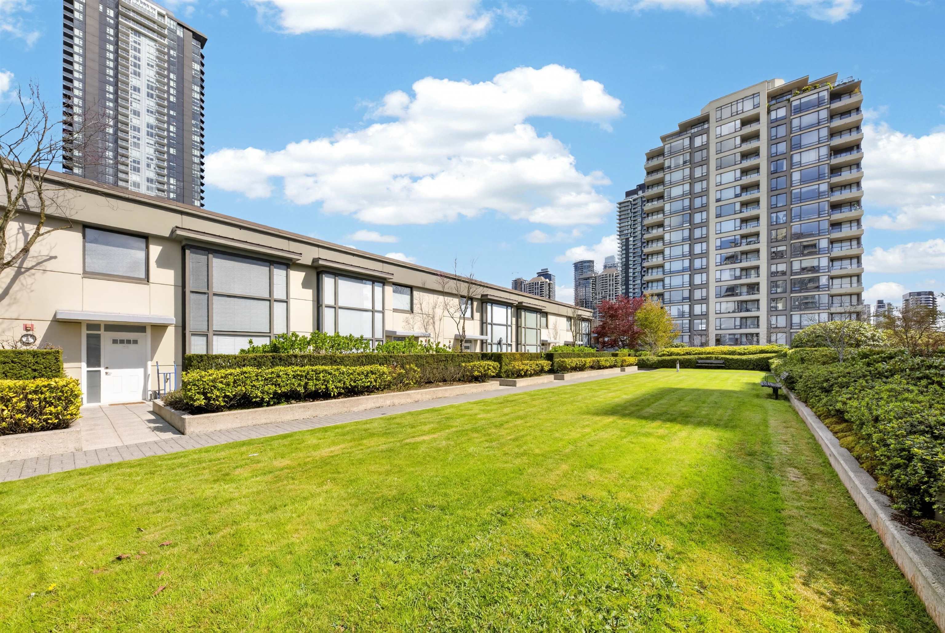 Additional image 5 of 406-4118 Dawson Street, Burnaby, BC, V5C 0A3