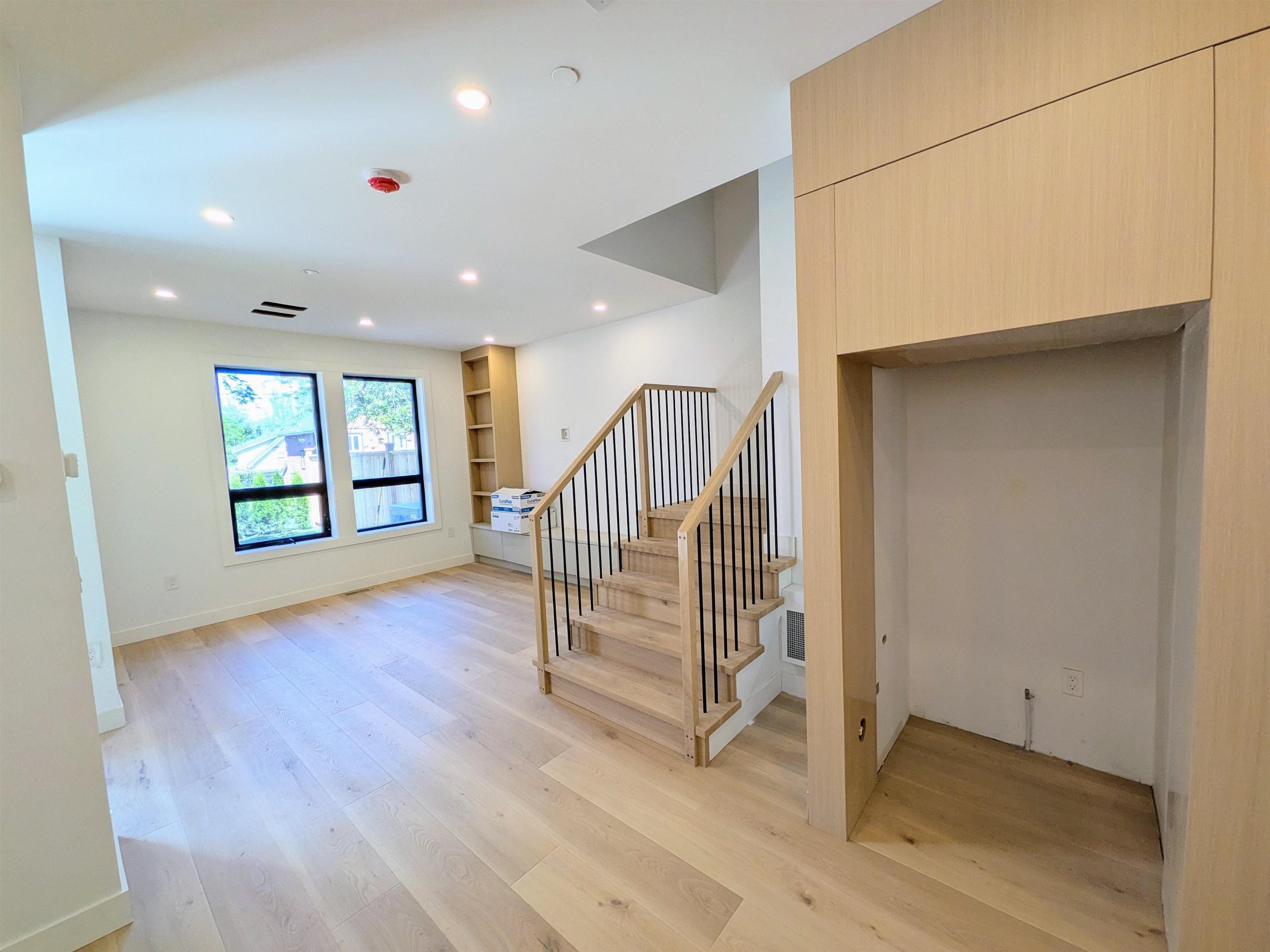 Additional image 5 of 920 16th Avenue E, Vancouver, BC, V5T 2V9