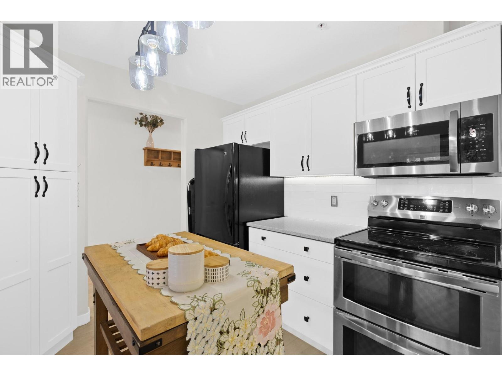 Additional image 4 of 106-303 Whitman Road, Kelowna, BC, V1V2P3