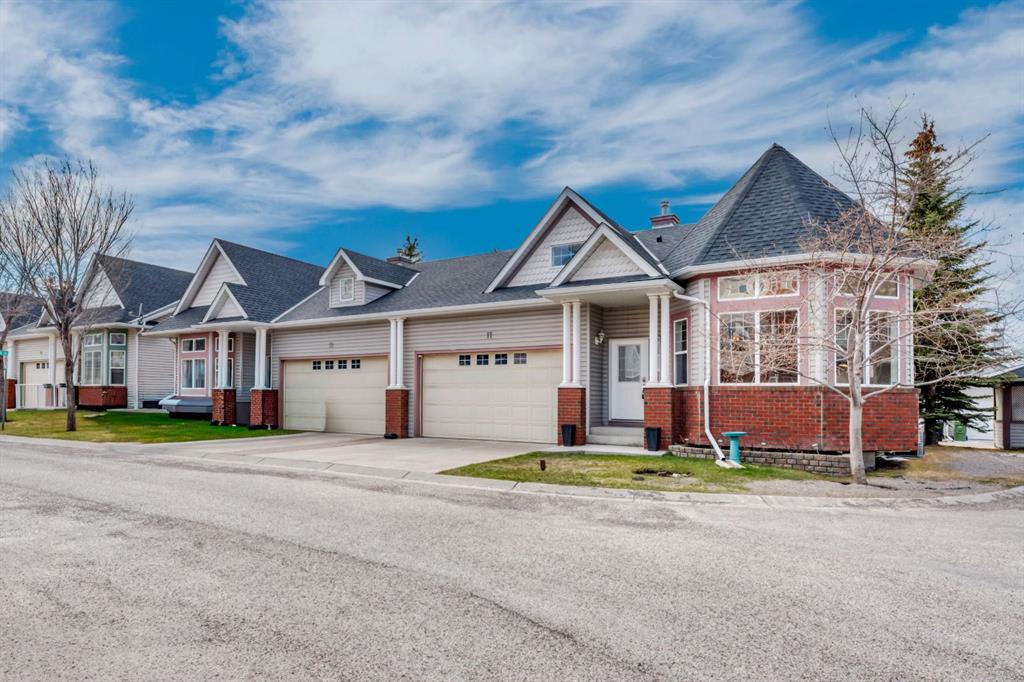Additional image 3 of 17 Prestwick Pond Terrace SE, Calgary, AB, T2Z 3Z7