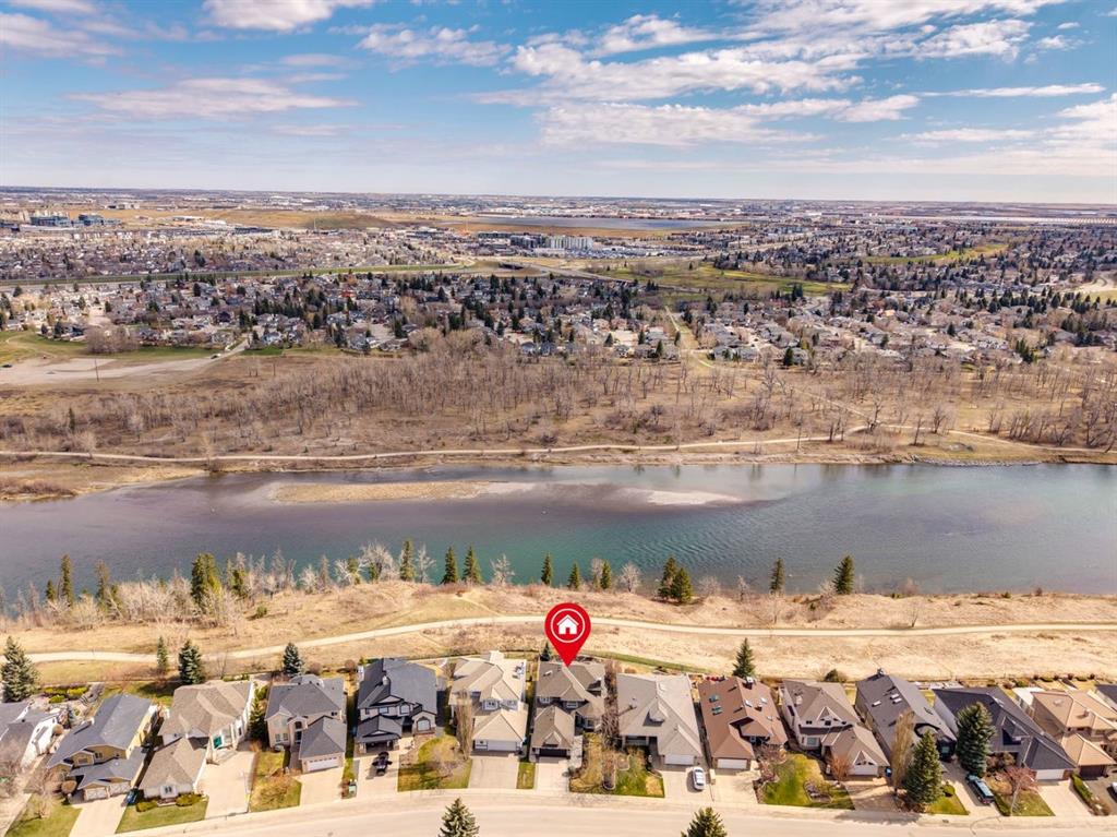 Additional image 3 of 266 Diamond Drive SE, Calgary, AB, T2J 7E2