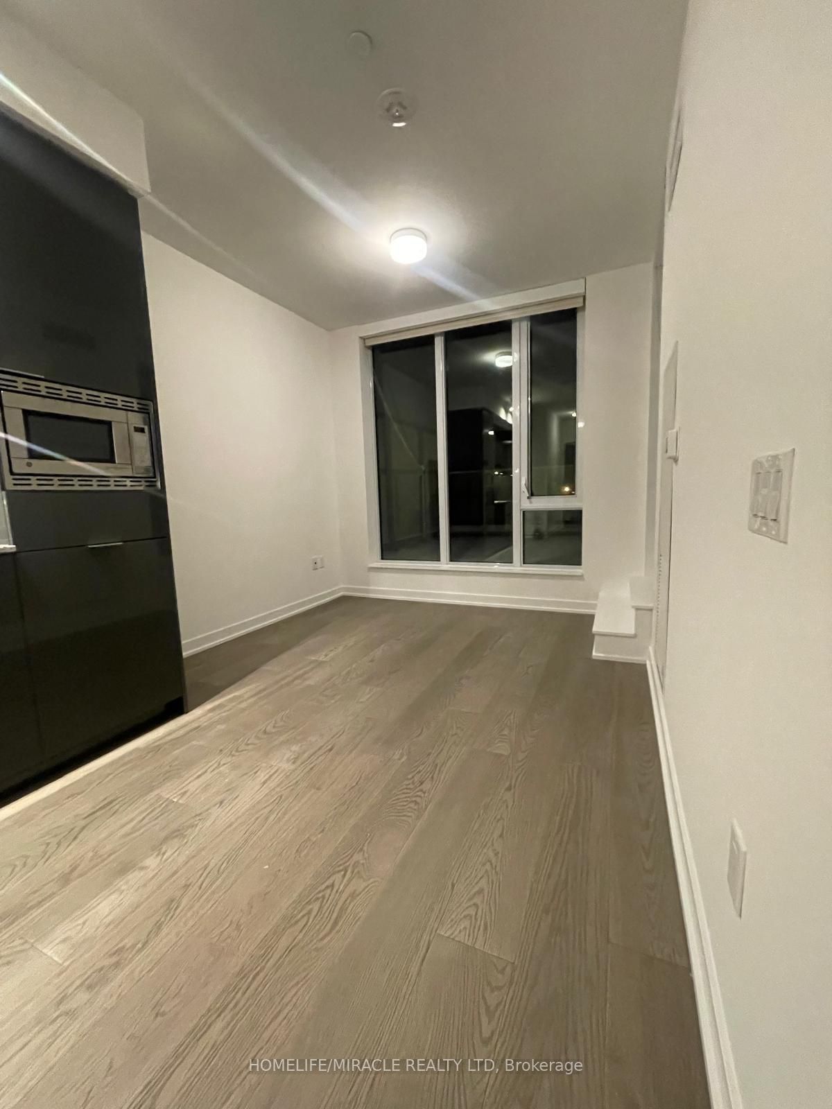 Additional image 4 of 235-20 O'neill Road, Toronto, ON, M3C 0R1