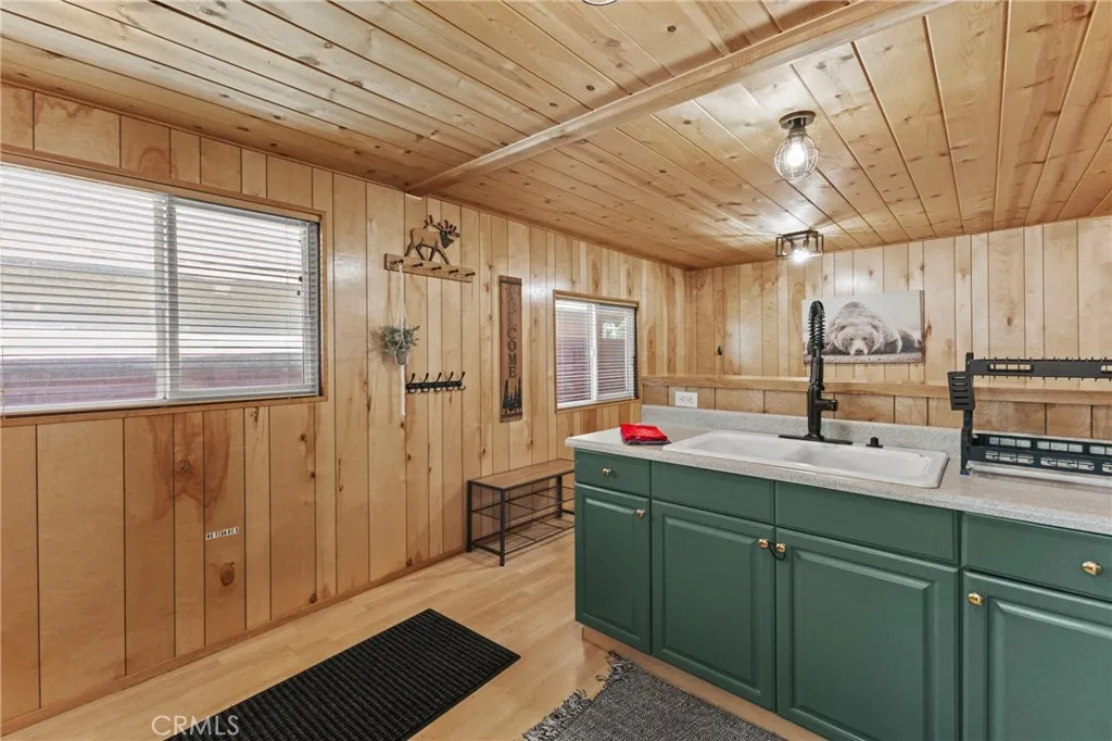 Additional image 44 of 317 Moreno Ln, Sugarloaf, CA 92386