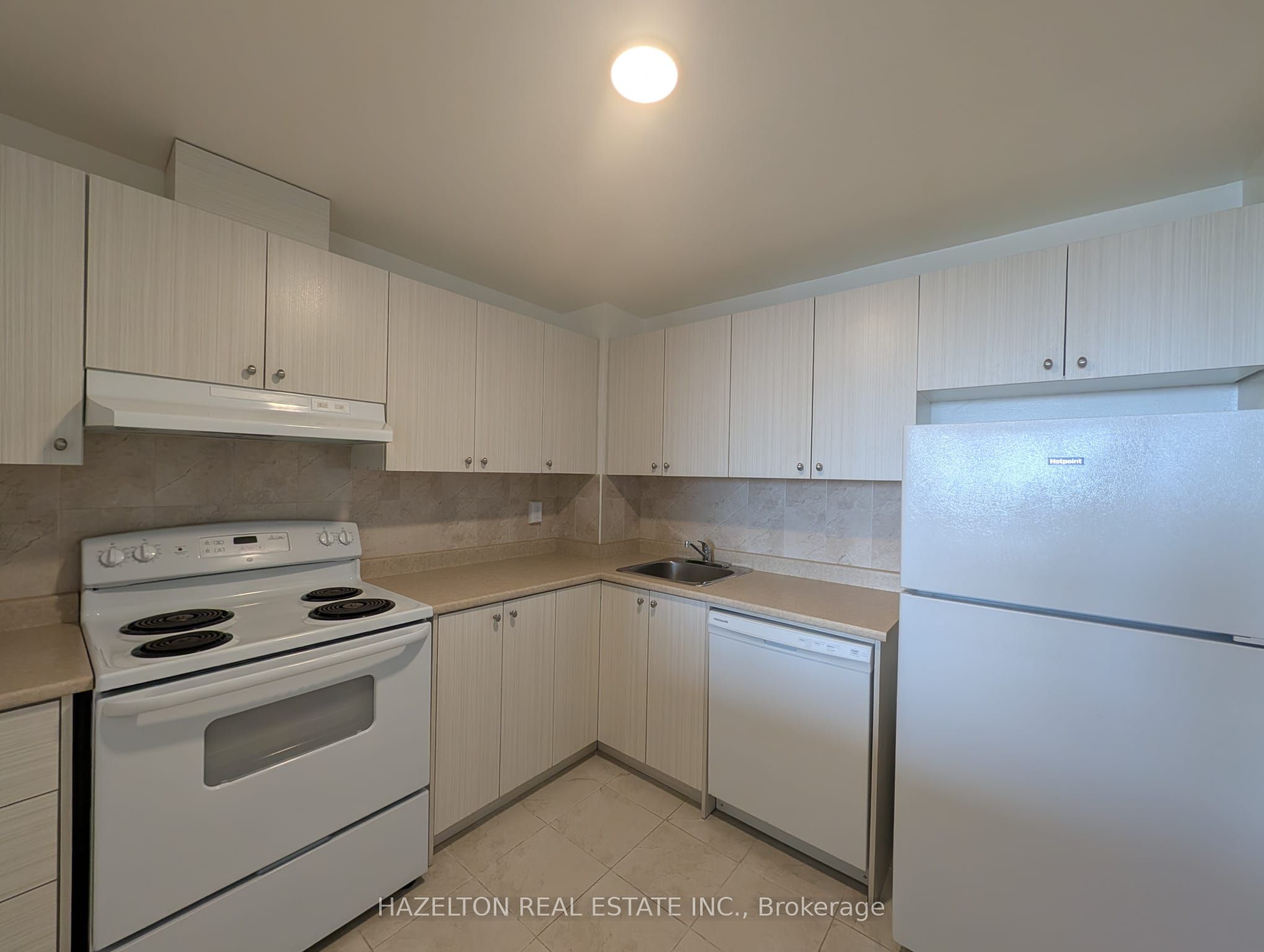 Additional image 4 of 601-6719 Glen Erin Drive, Mississauga, ON, L5N 3S6