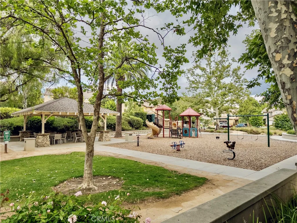 27617 Bottle Brush Way, Murrieta, CA 92562