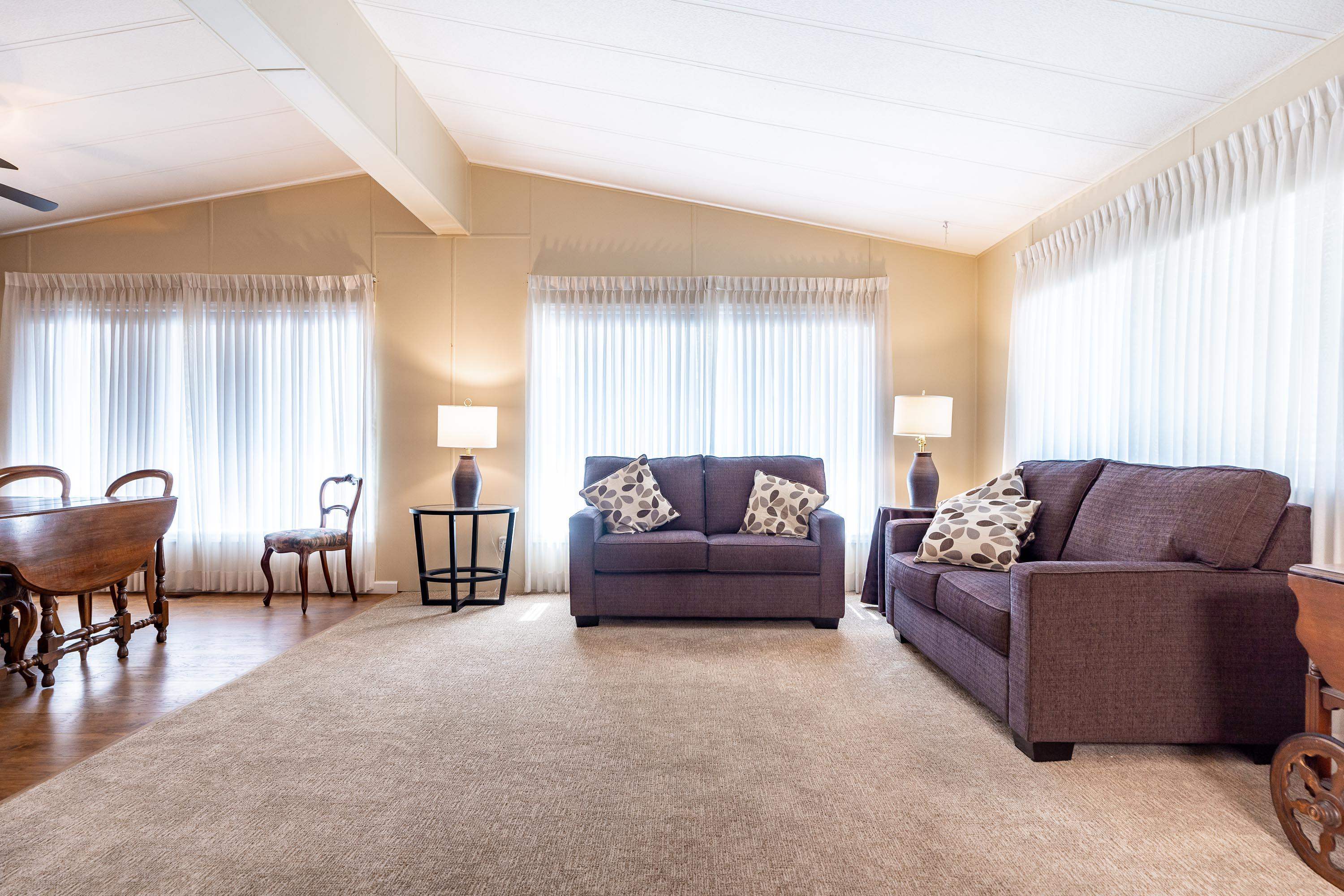 Additional image 5 of 35-2120 King George Boulevard, Surrey, BC, V4A 6Y8