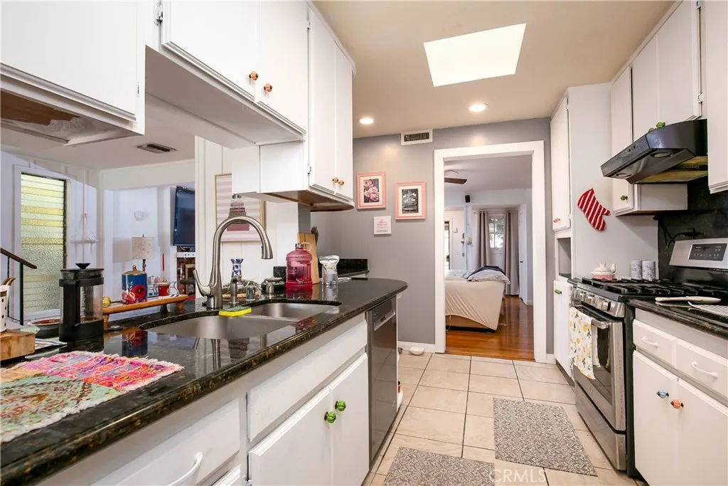 Additional image 37 of 20748 Vose St, Winnetka, CA 91306