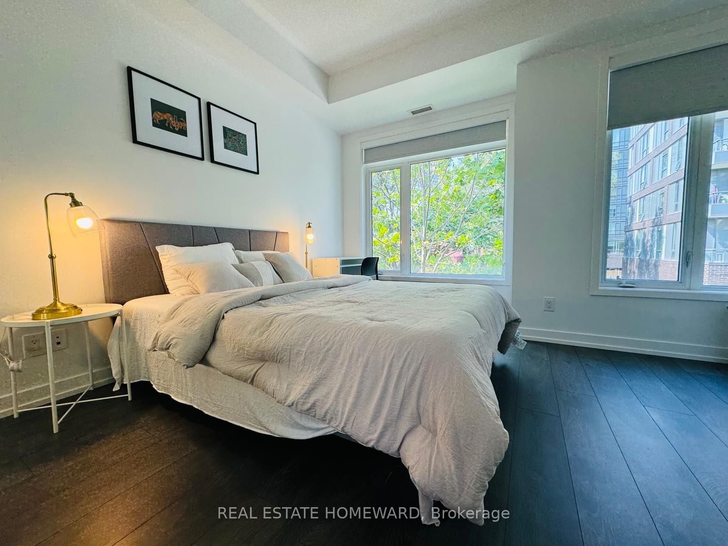 17 St. Bartholomew Street, Toronto, ON, M5A 0A3